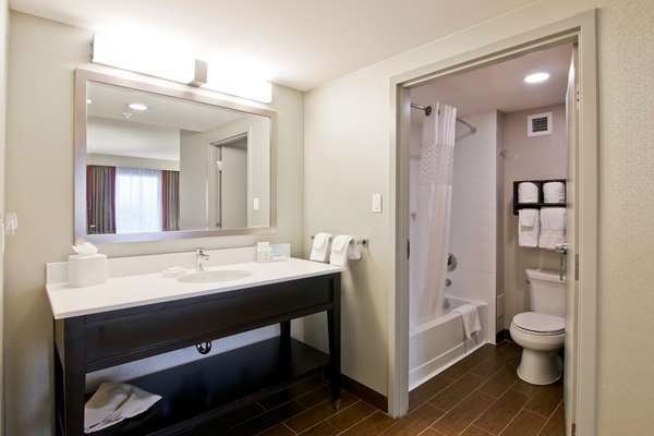  - Hampton Inn & Suites Markham