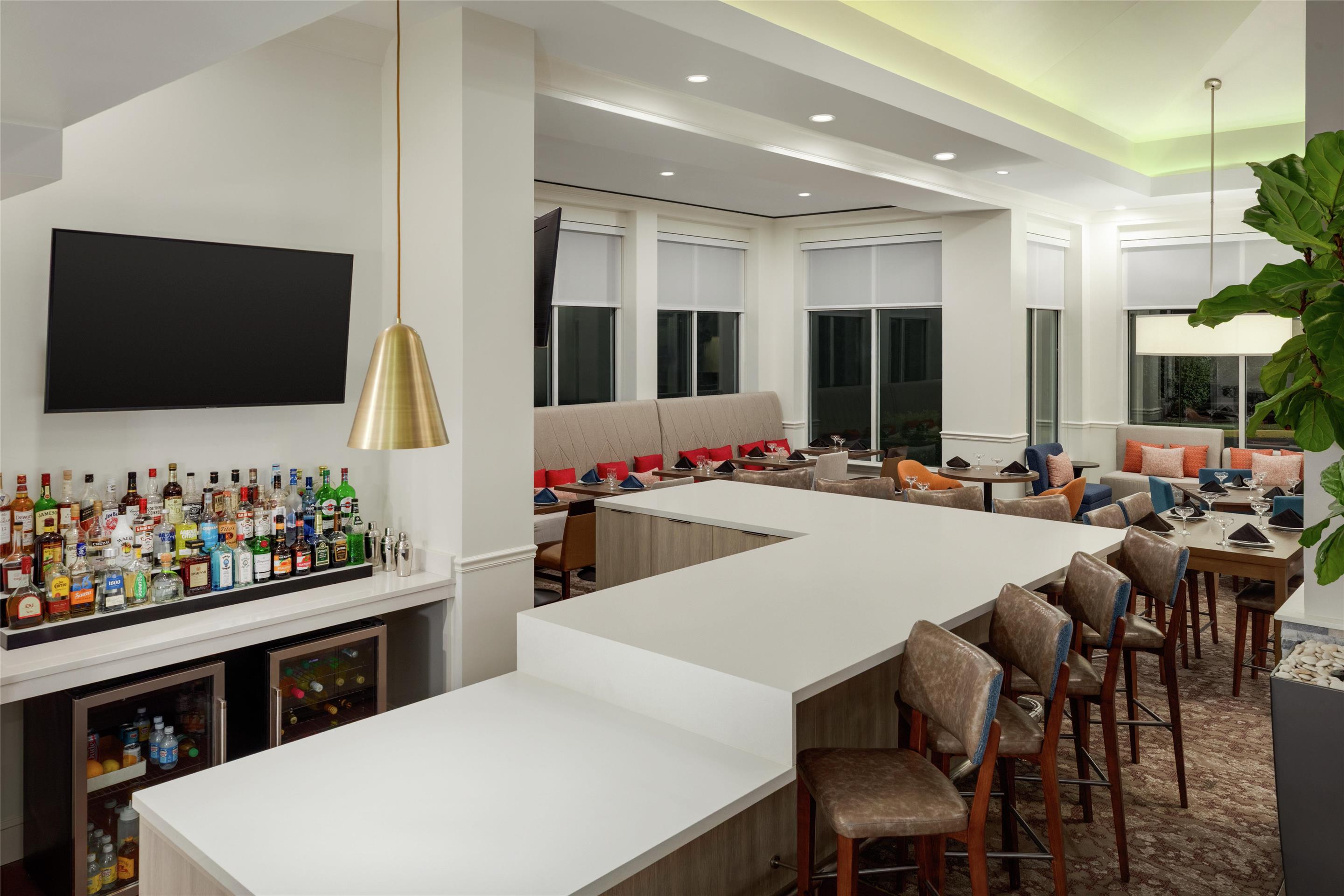 BarLounge | Hilton Garden Inn Allentown Bethlehem Airport