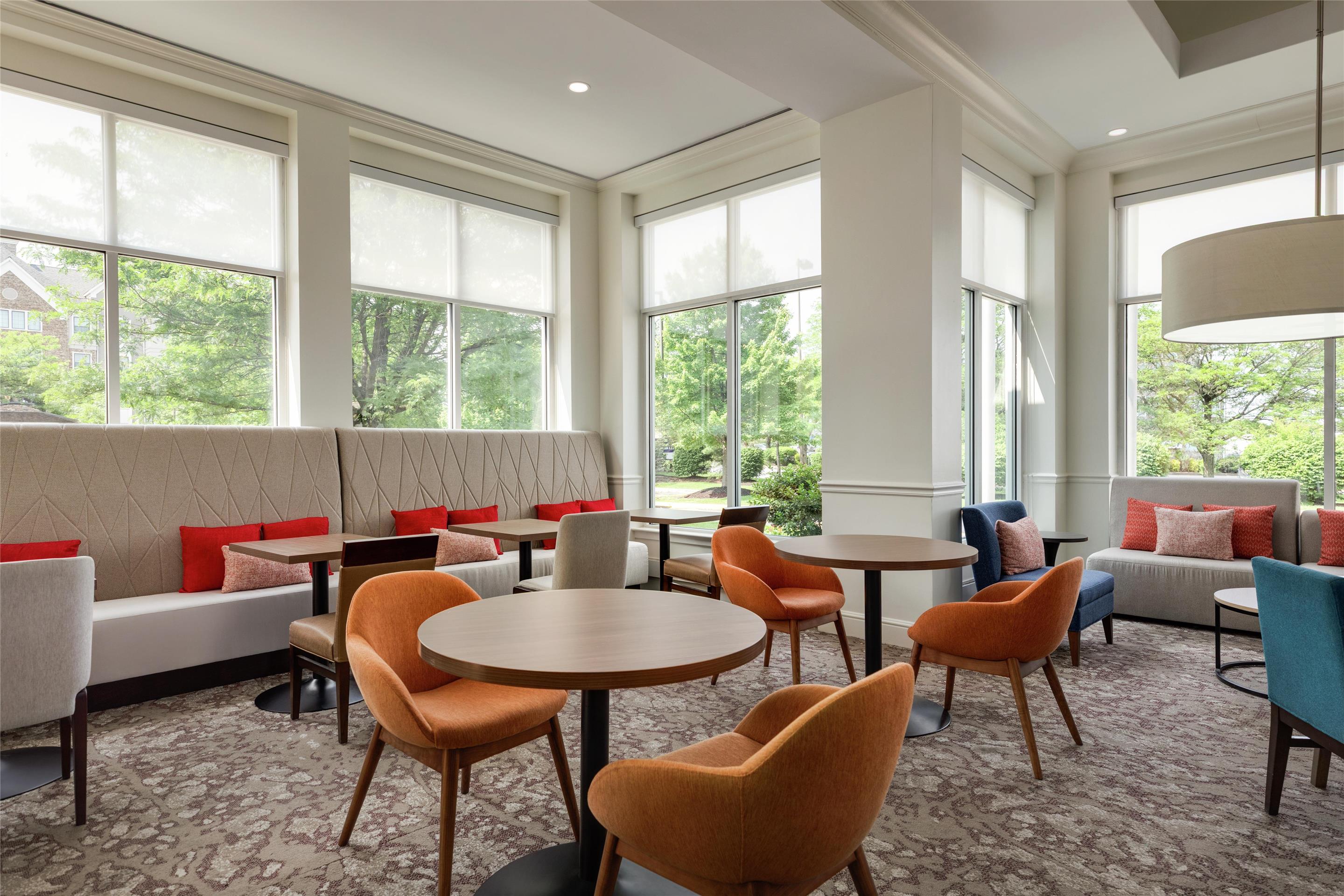 Restaurant | Hilton Garden Inn Allentown Bethlehem Airport
