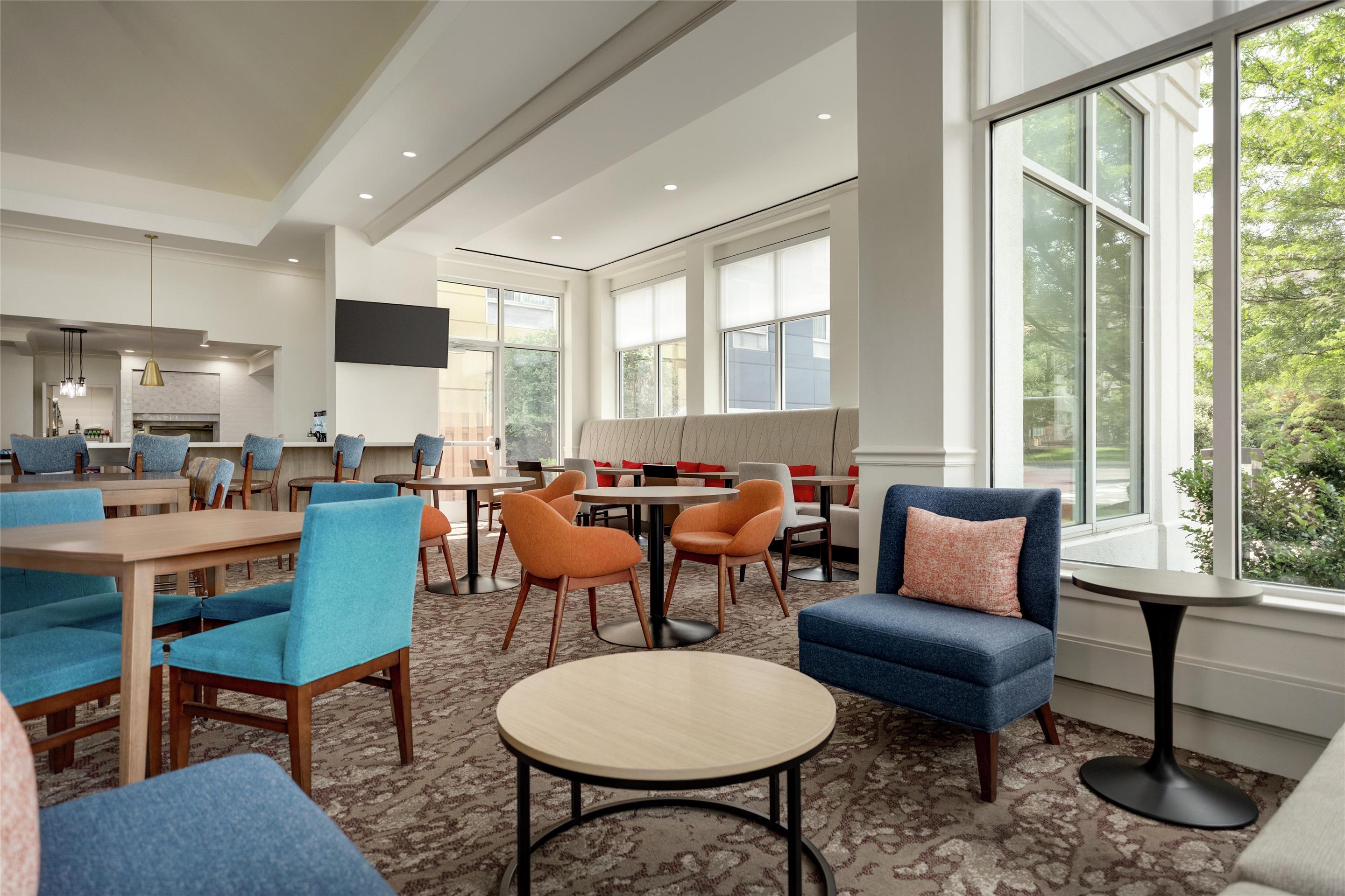 Restaurant | Hilton Garden Inn Allentown Bethlehem Airport