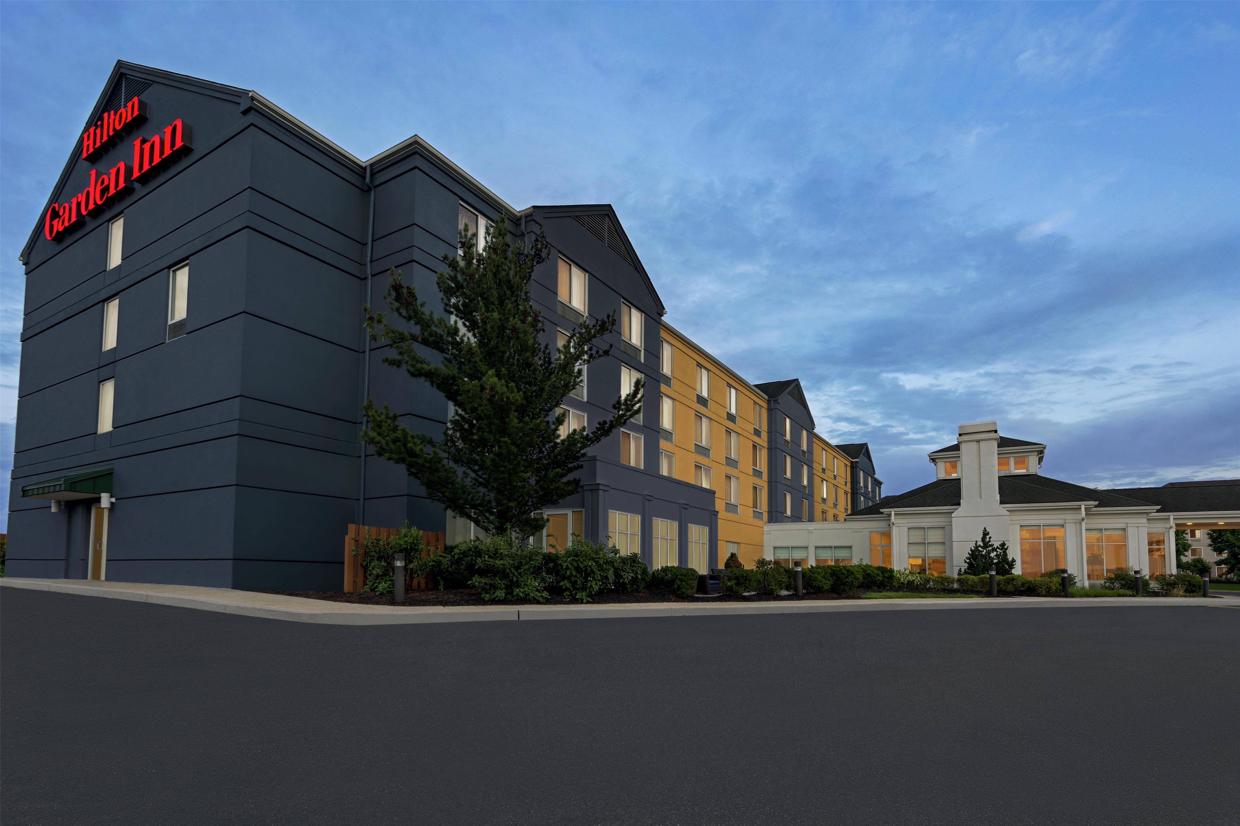 Exterior | Hilton Garden Inn Allentown Bethlehem Airport