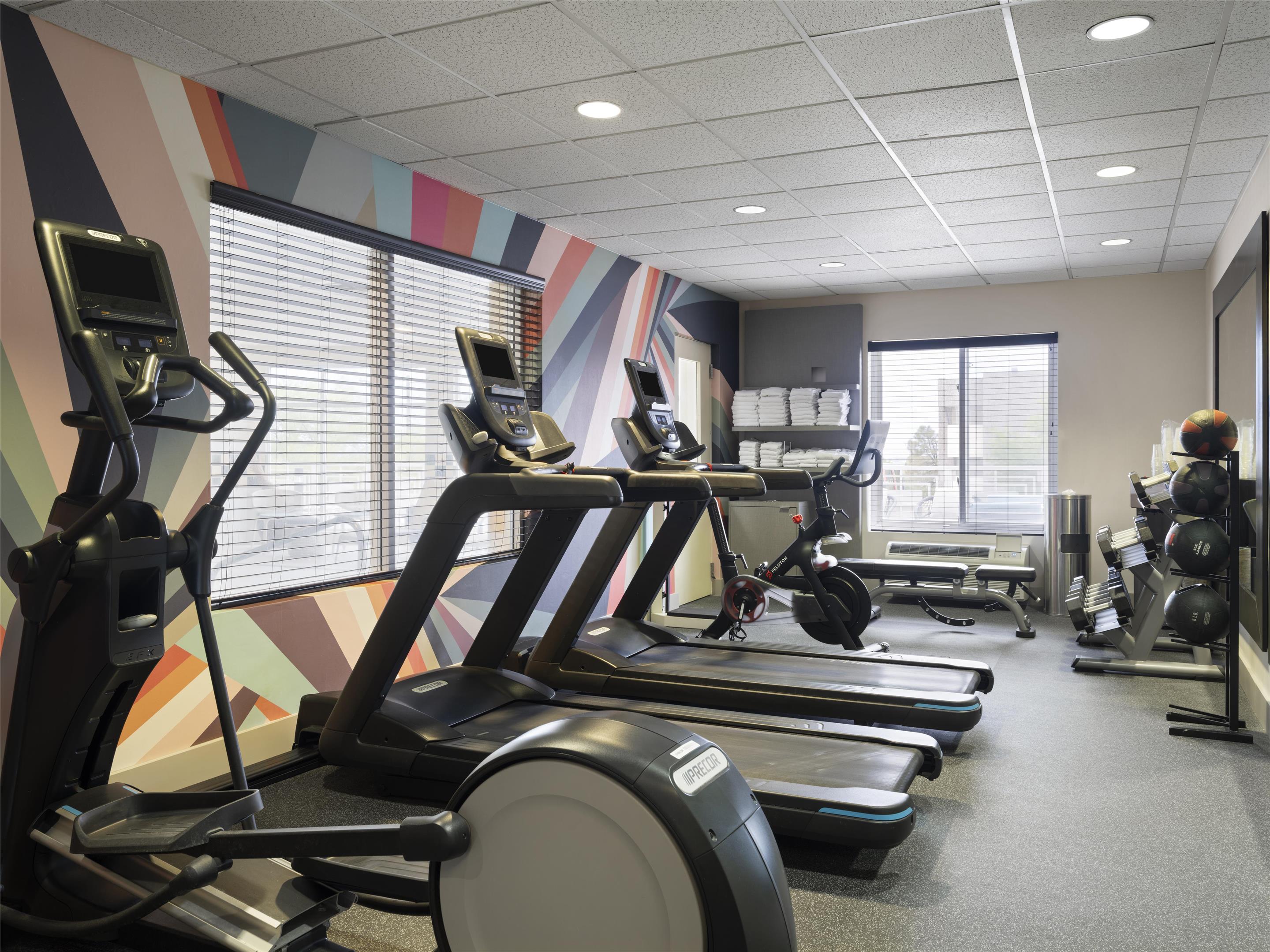 Health club fitness center gym | Hilton Garden Inn Albuquerque Airport