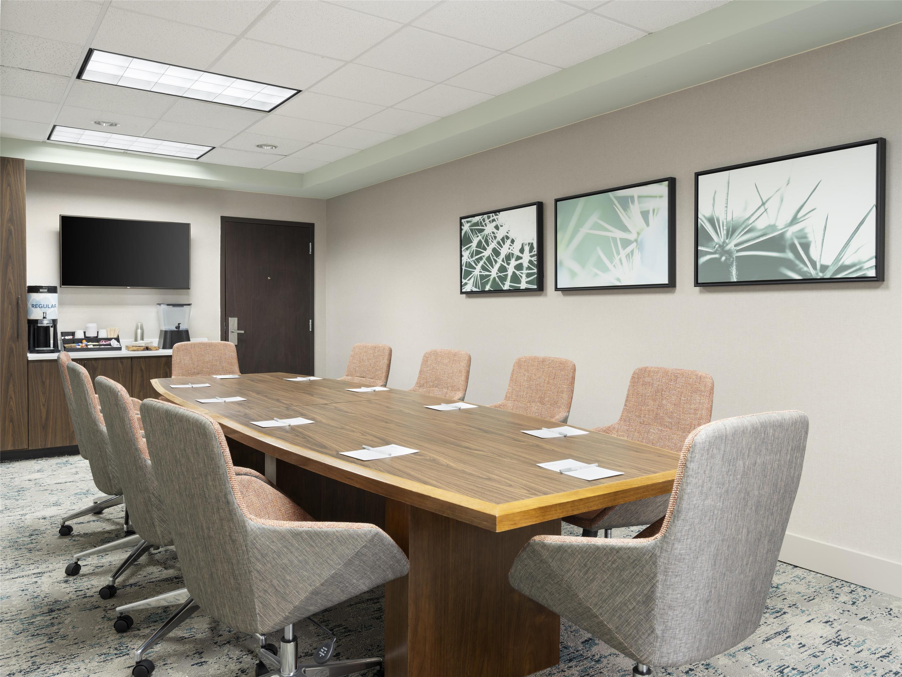 Meeting Room | Hilton Garden Inn Albuquerque Airport