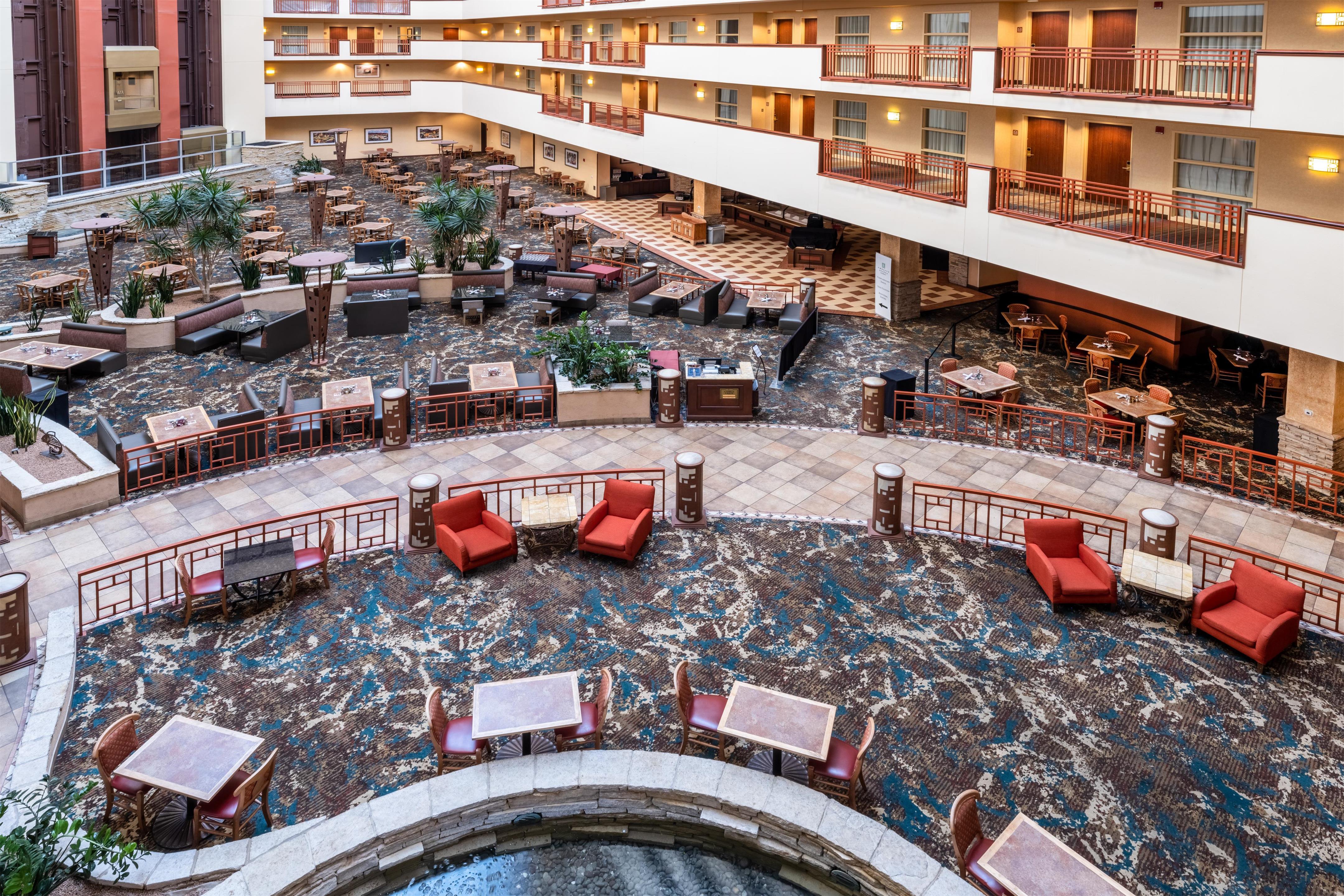 Lobby | Embassy Suites by Hilton Albuquerque