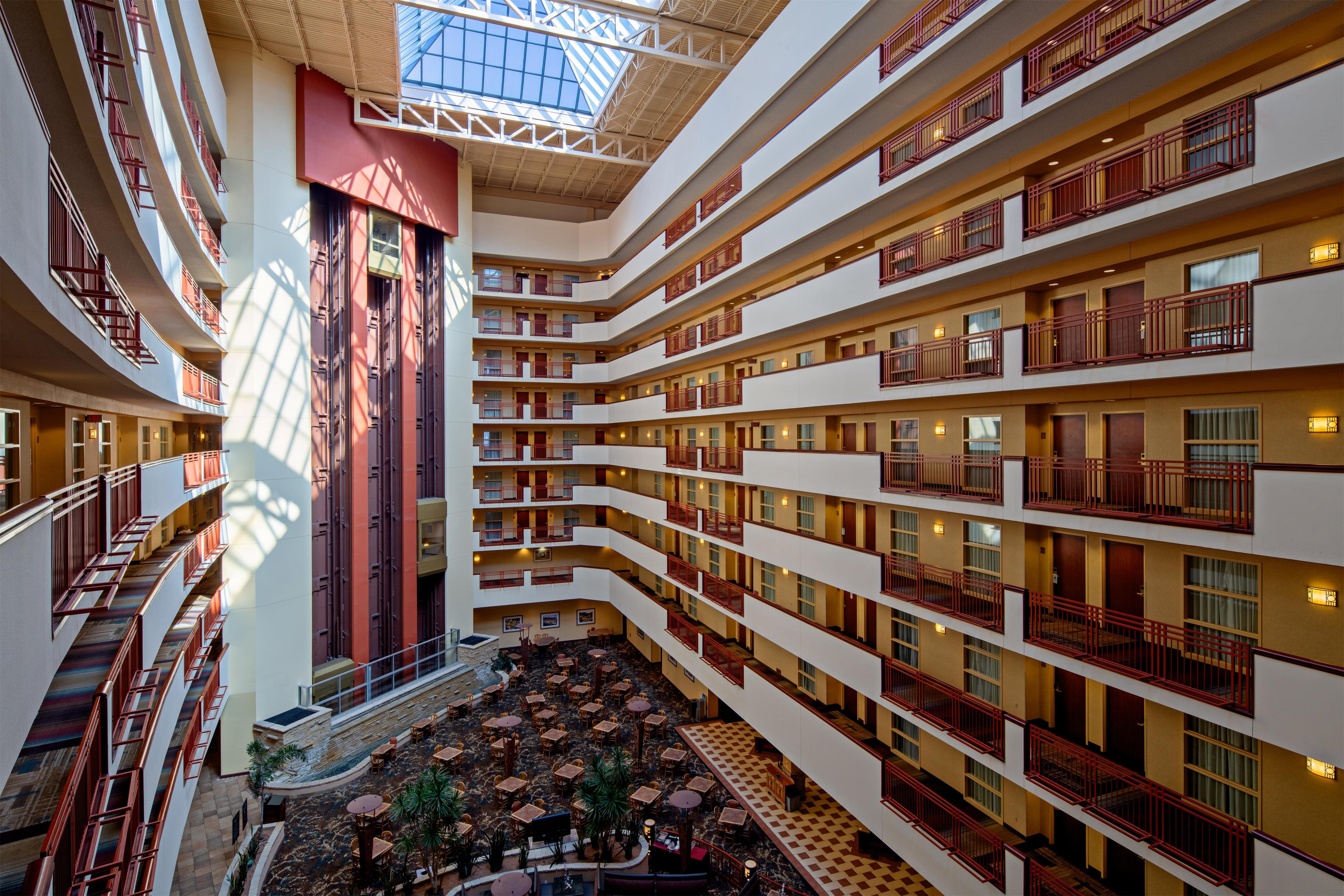 Lobby | Embassy Suites by Hilton Albuquerque