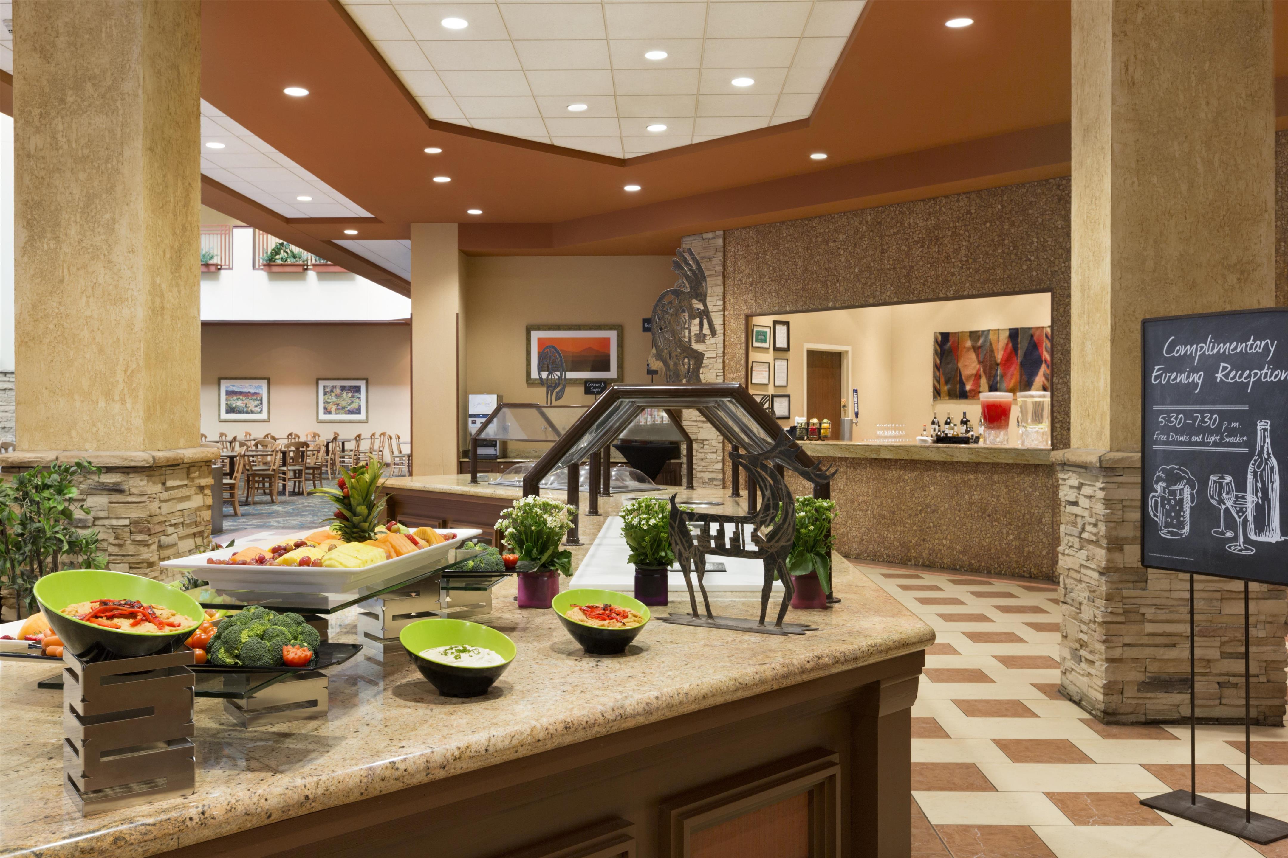 BarLounge | Embassy Suites by Hilton Albuquerque