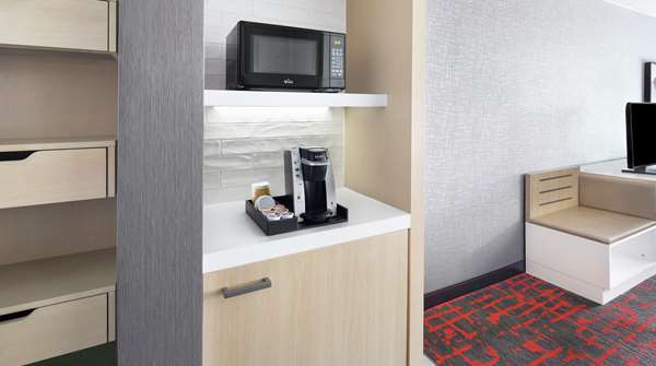  - Hilton Garden Inn Rio Rancho