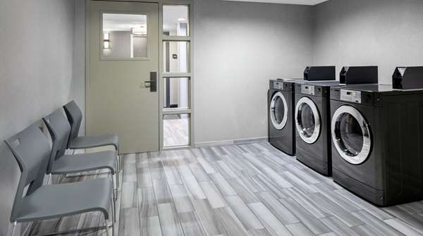  - Hilton Garden Inn Rio Rancho