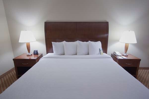  - Hilton Garden Inn Uptown Albuquerque - I-40, Exit 162