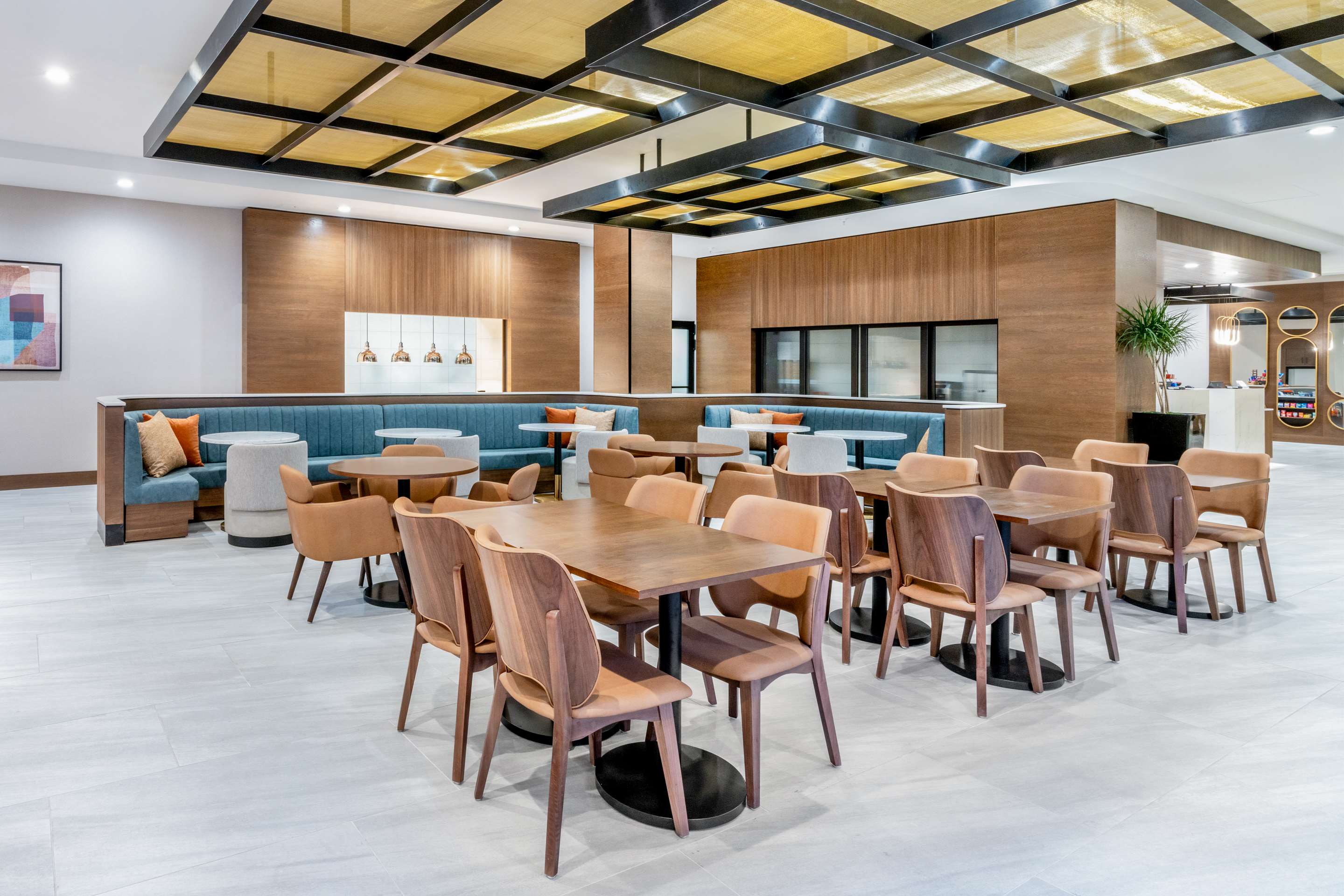 Restaurant | Hilton Garden Inn Albuquerque Uptown