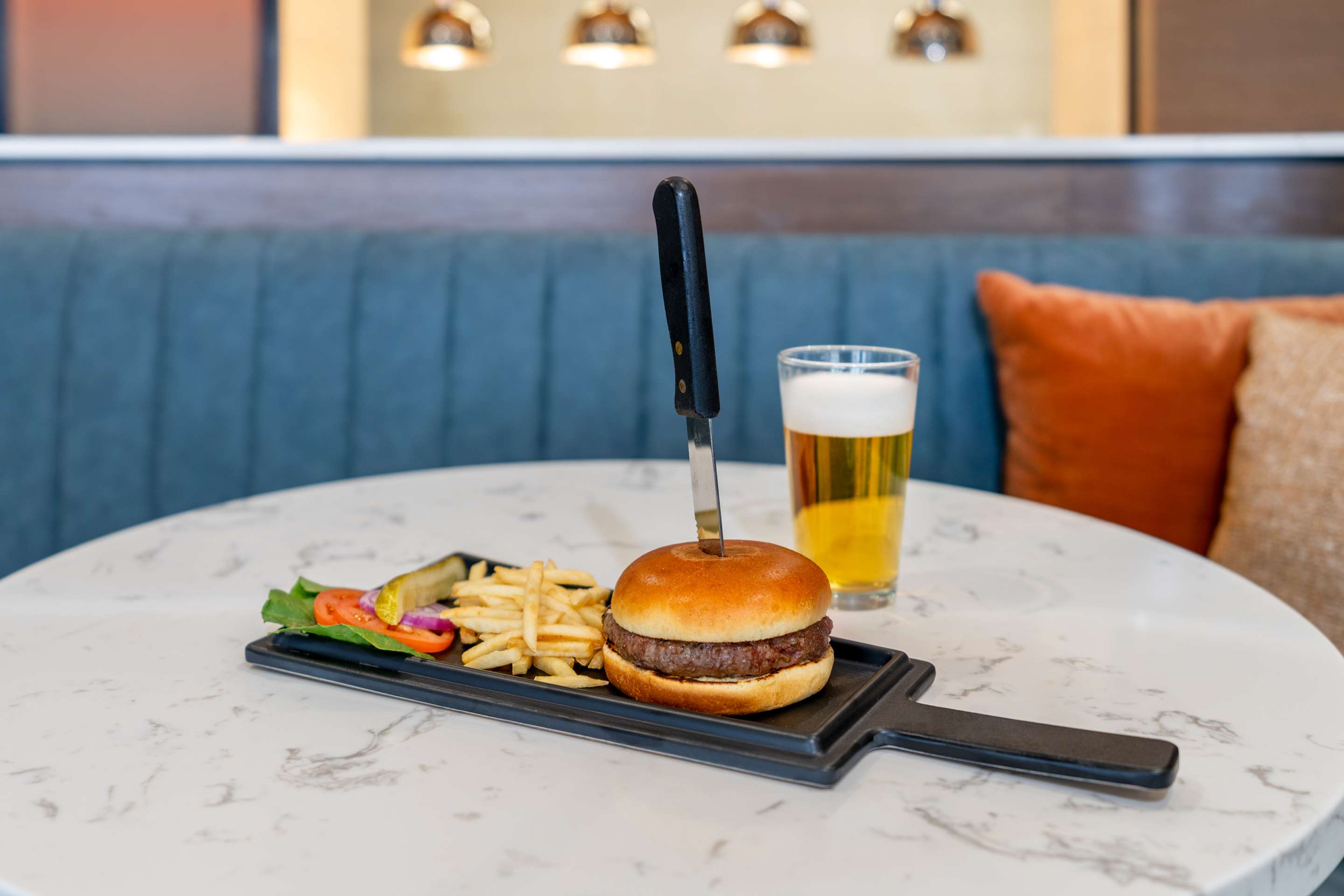 Restaurant | Hilton Garden Inn Albuquerque Uptown