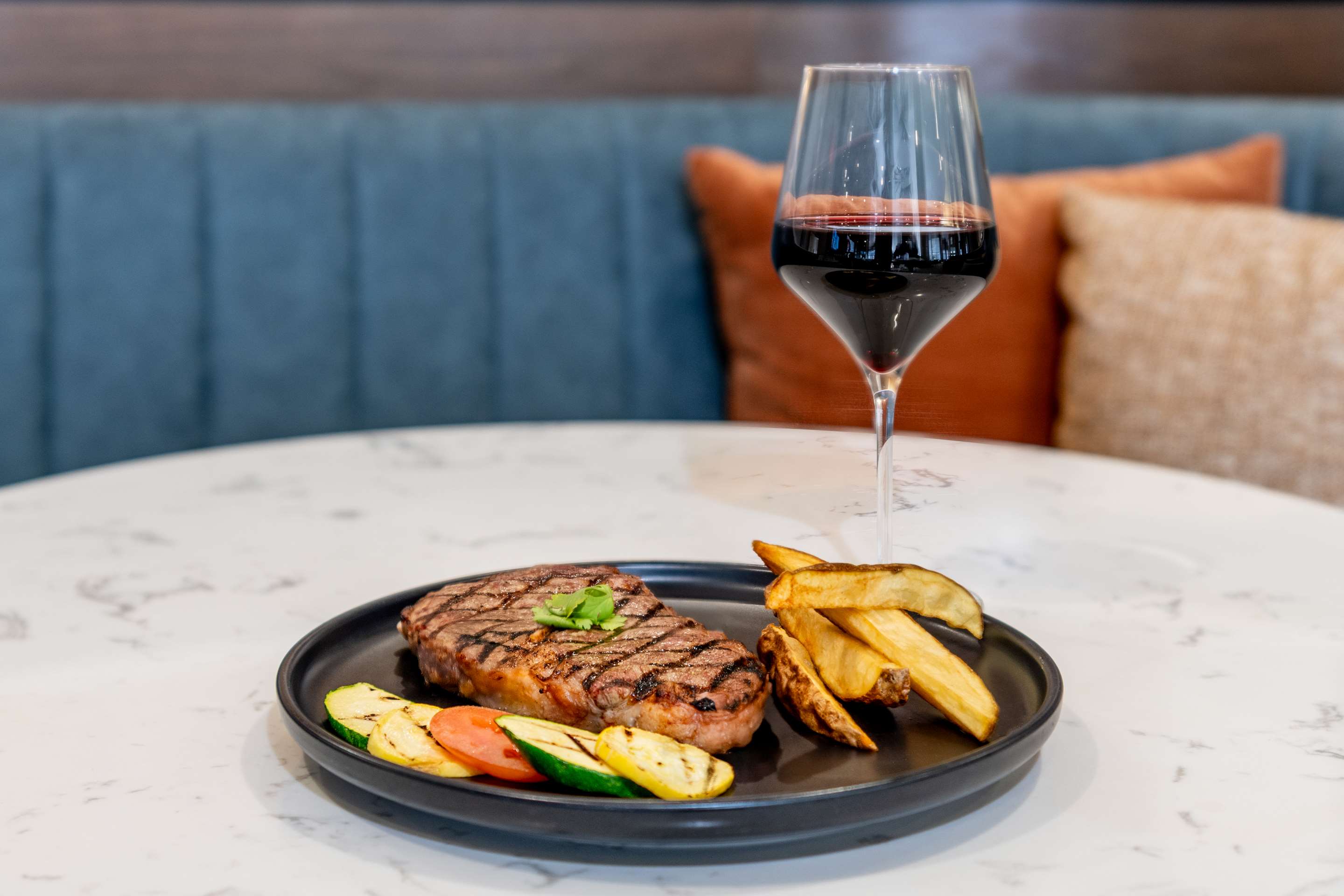 Restaurant | Hilton Garden Inn Albuquerque Uptown