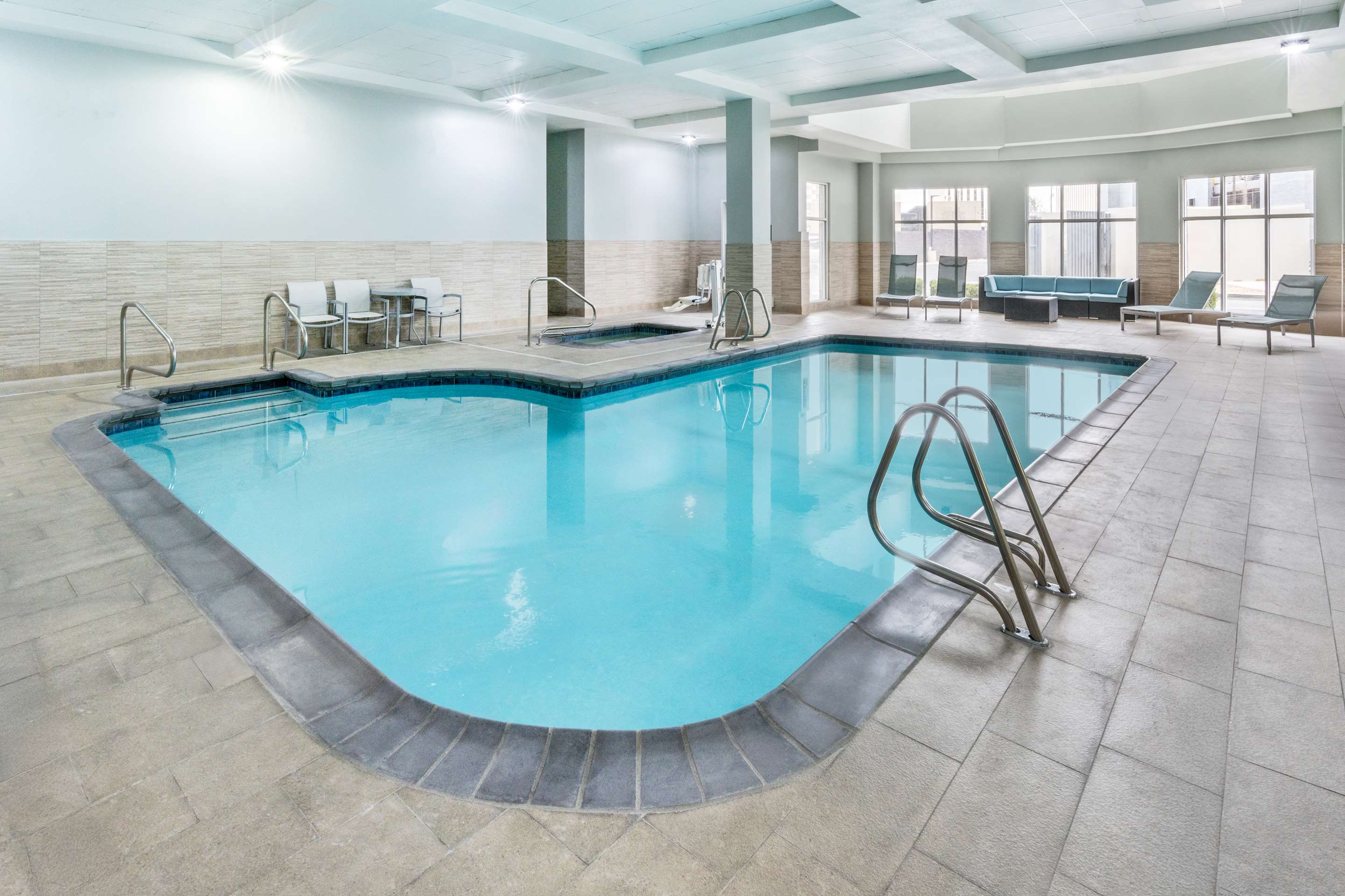 Pool | Hilton Garden Inn Albuquerque Uptown