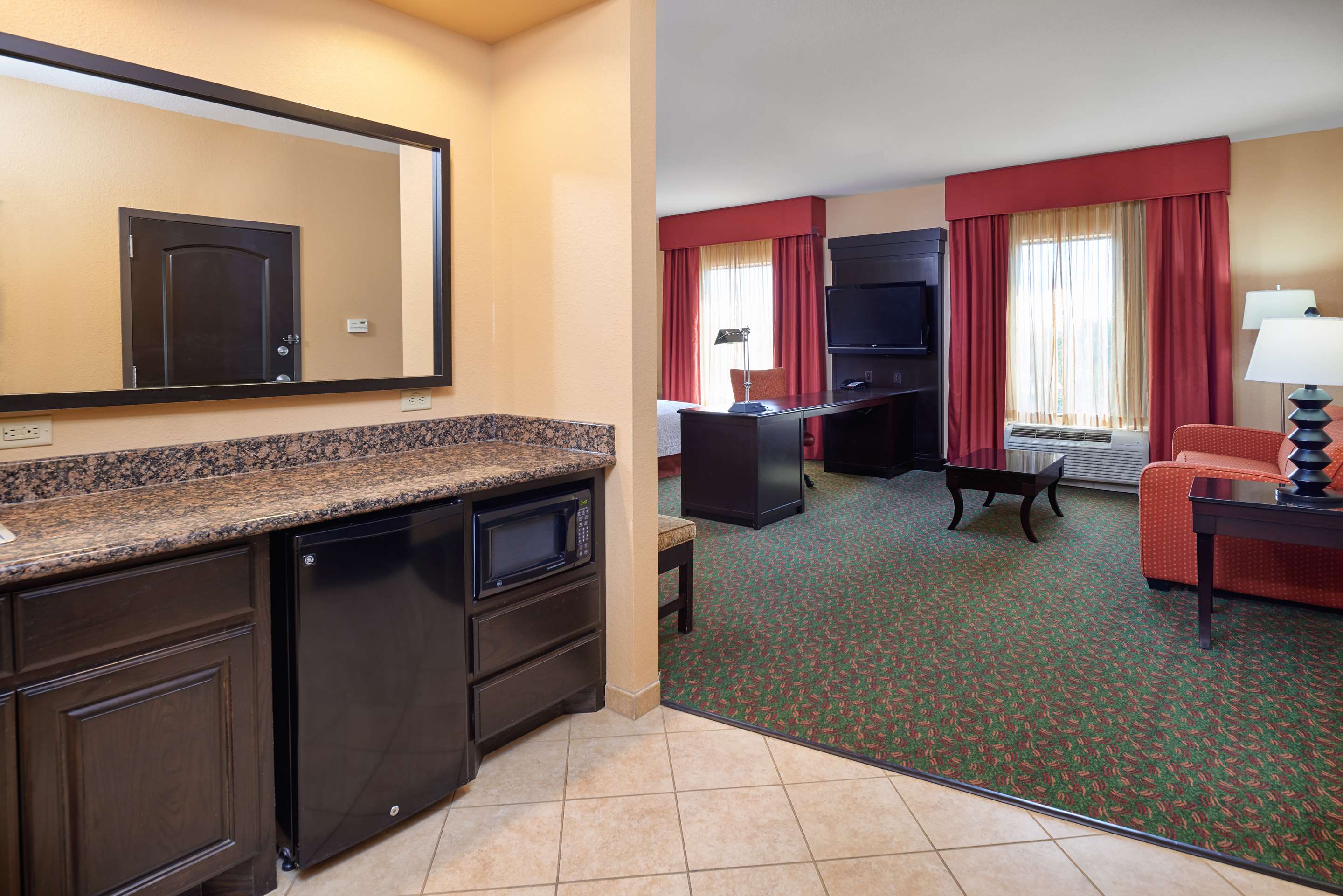 Guest room