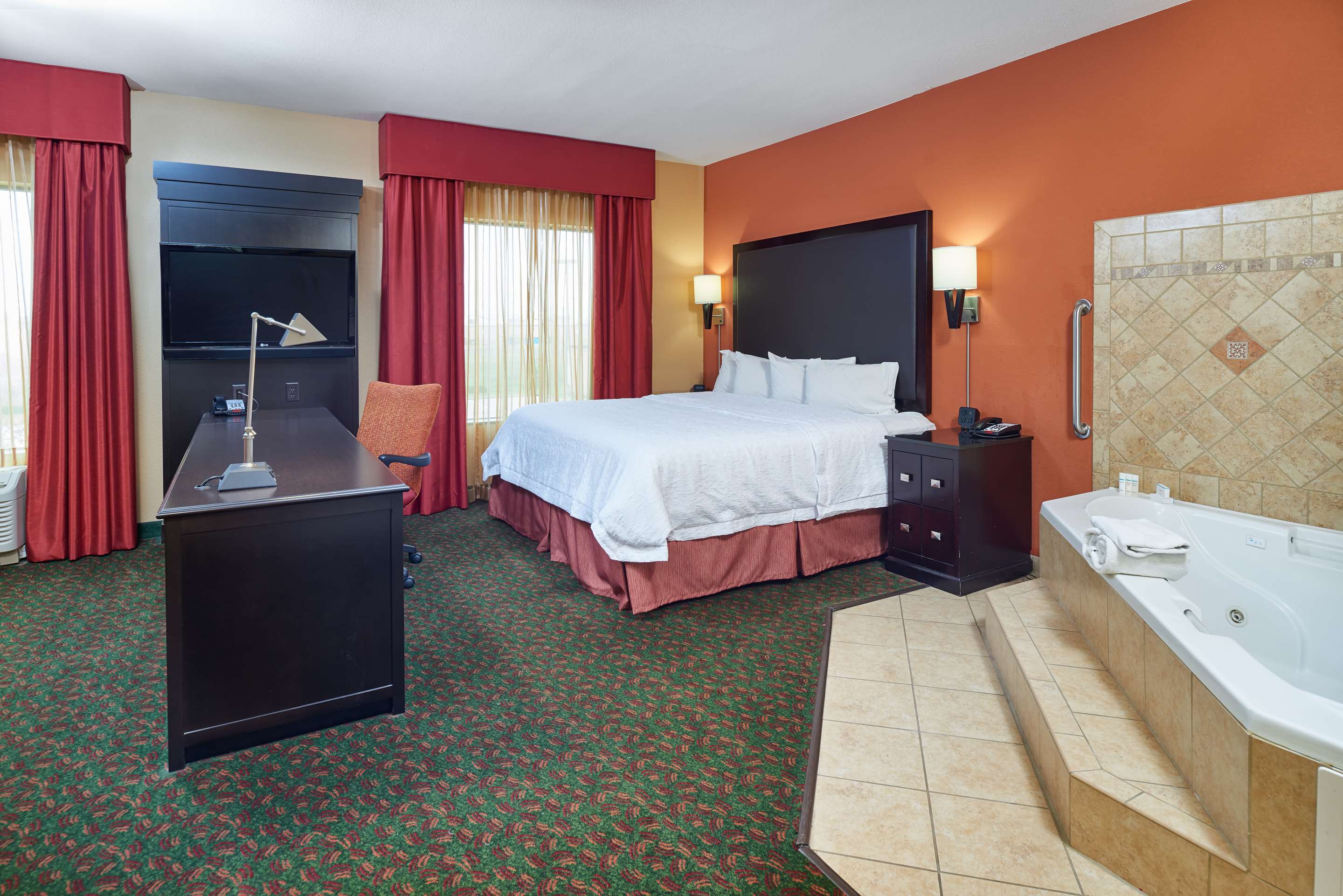Guest room