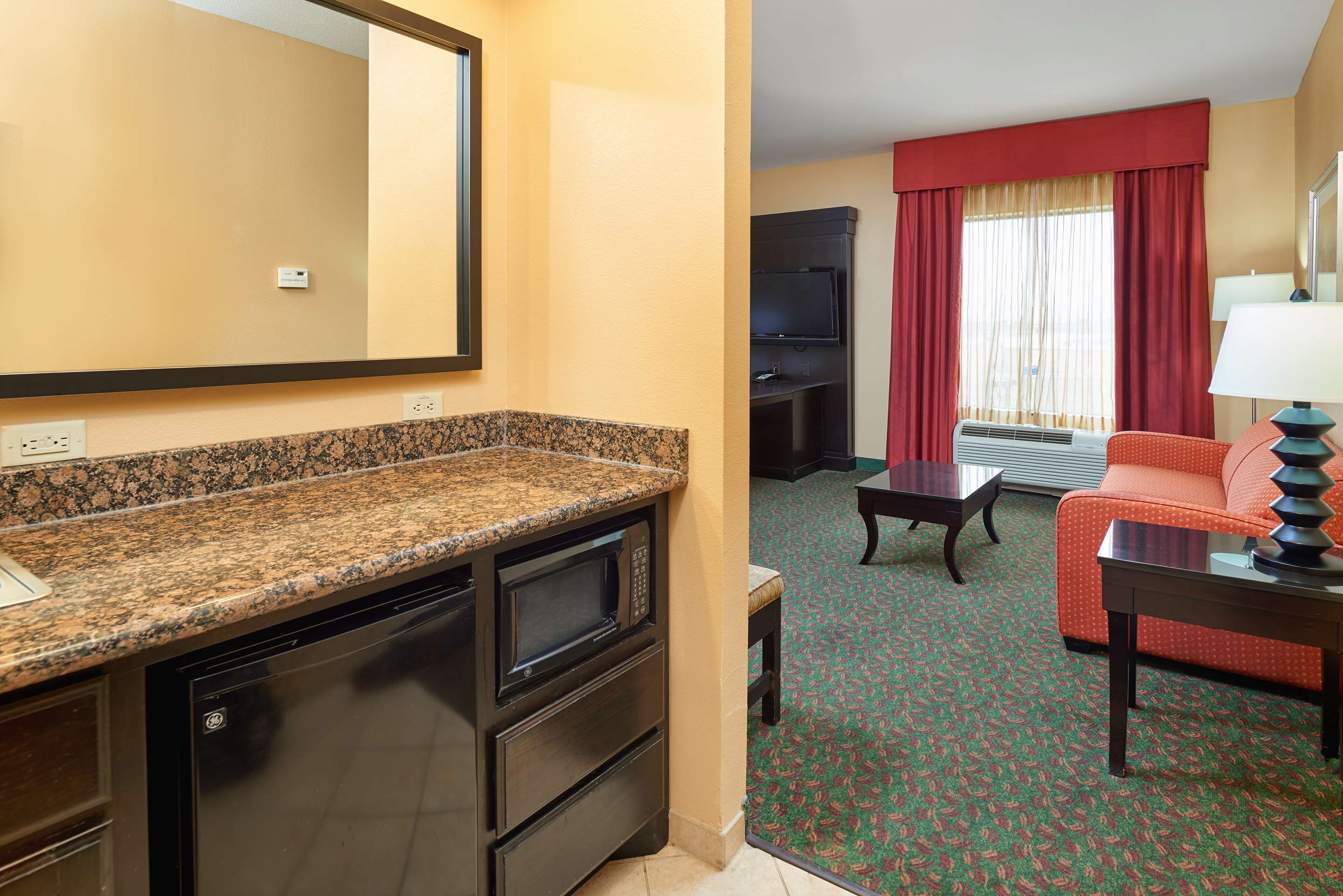 Guest room