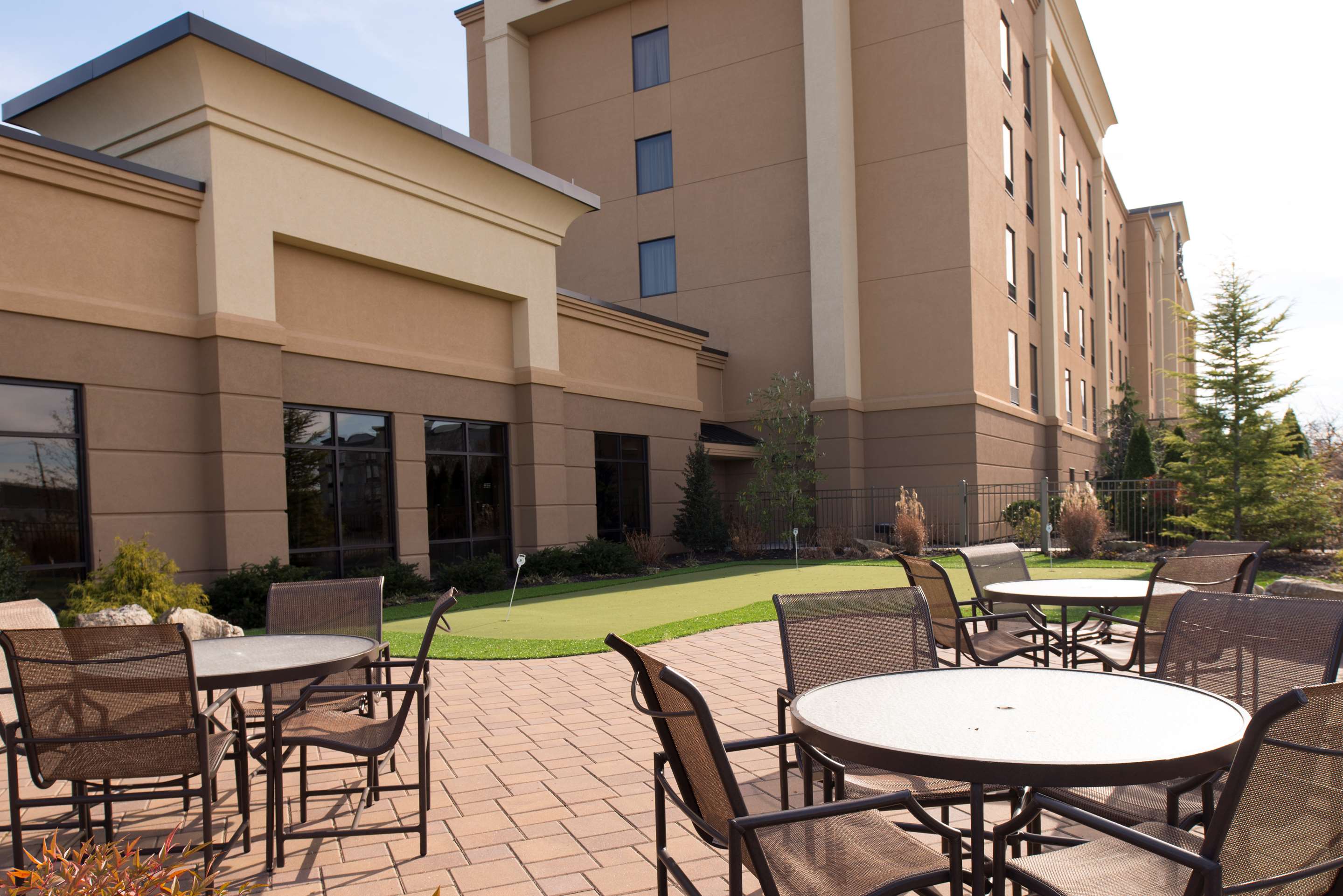 Exterior | Hampton Inn & Suites Vineland