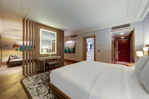 PRESIDENTIAL SUITE