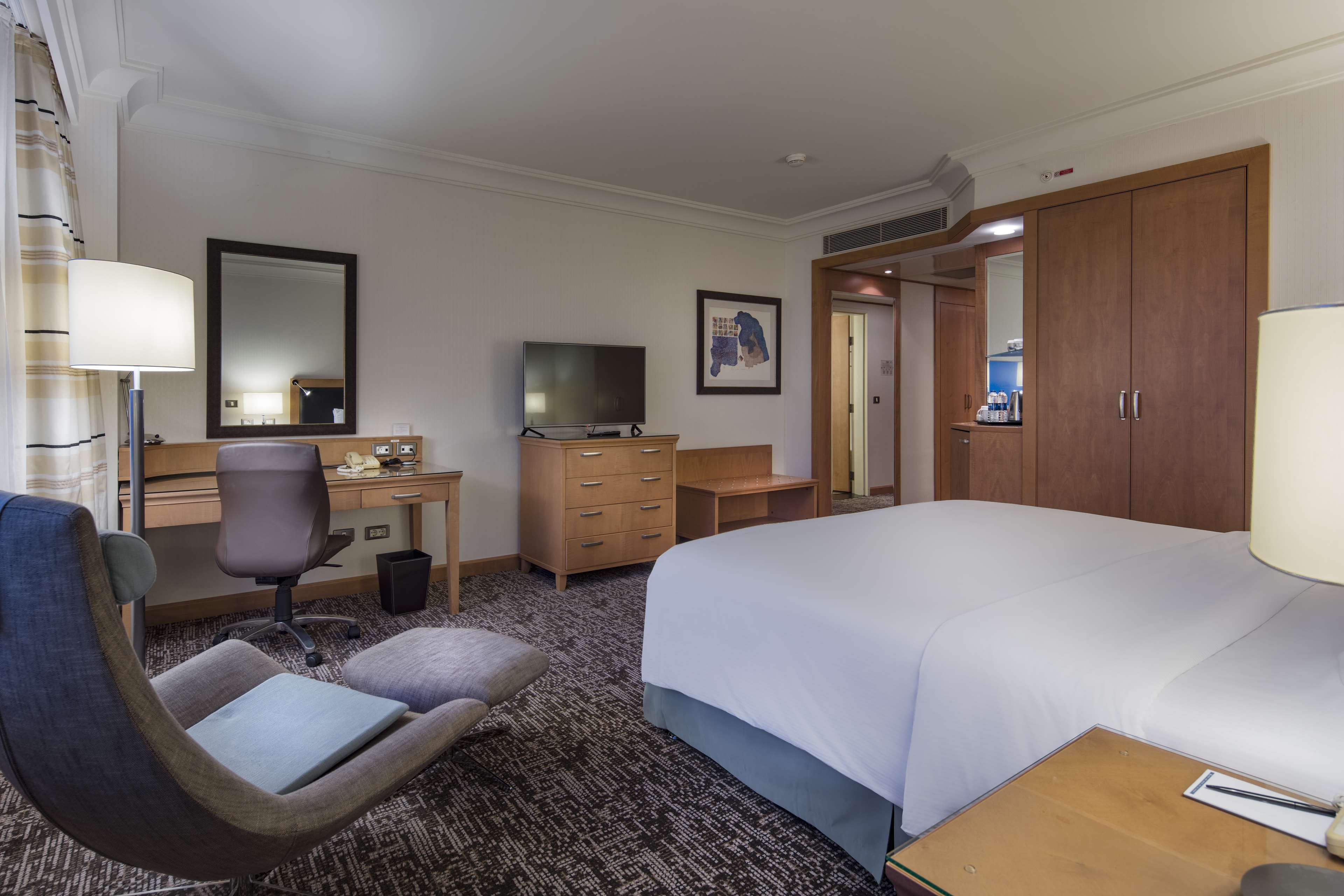 Adana Hiltonsa Hotel Room Type - KING ROOM CITY VIEW
