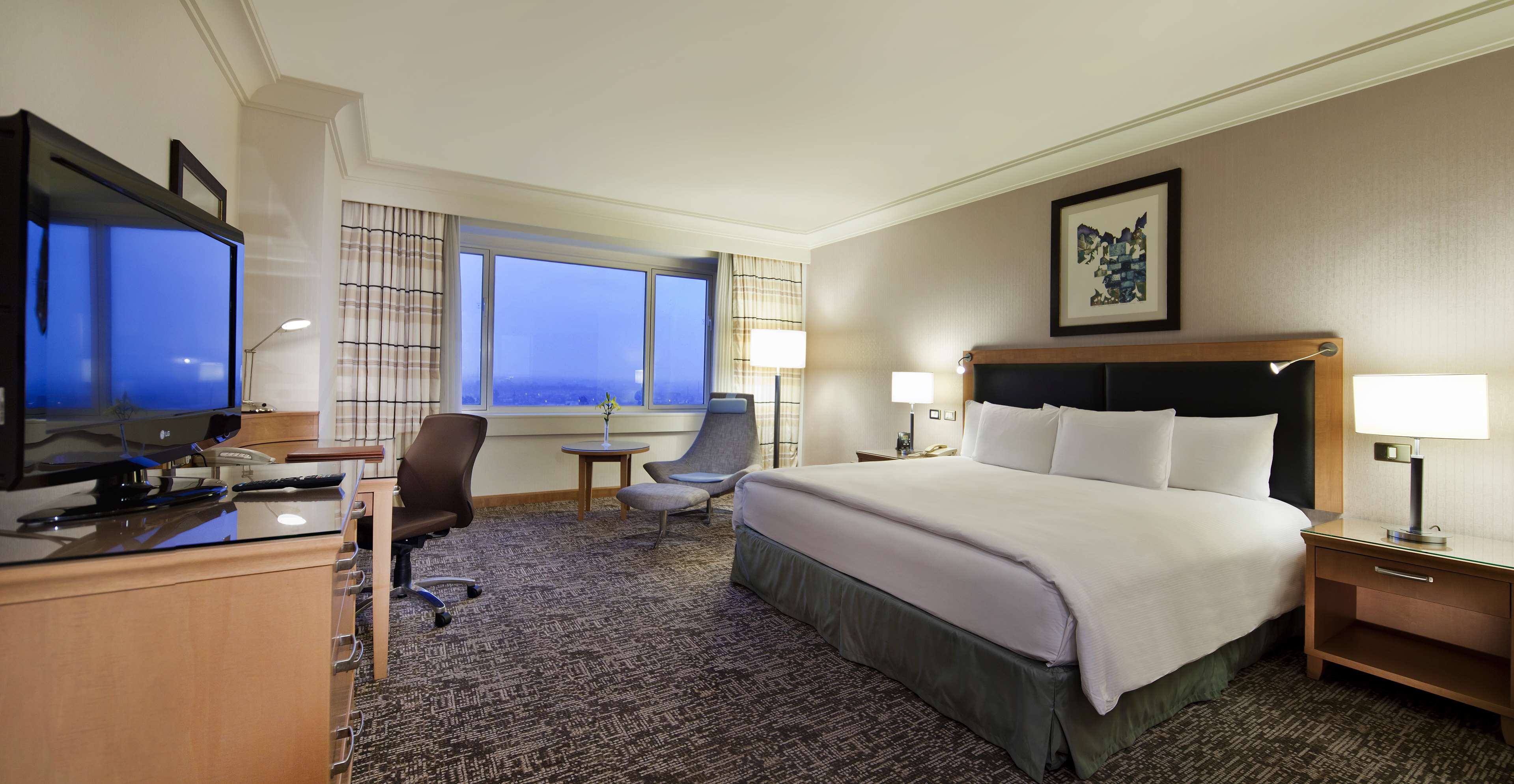 Adana Hiltonsa Hotel Room Type - KING ROOM RIVER VIEW
