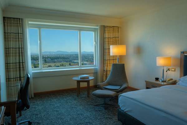 KING ACCESSIBLE ROOM