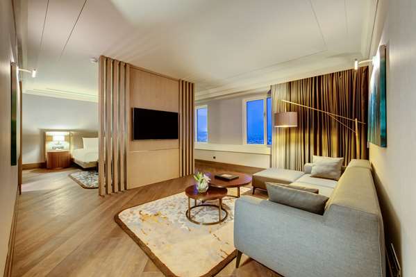 PRESIDENTIAL SUITE