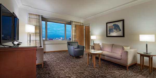 ONE BEDROOM SUITE W/ KITCHENETTE