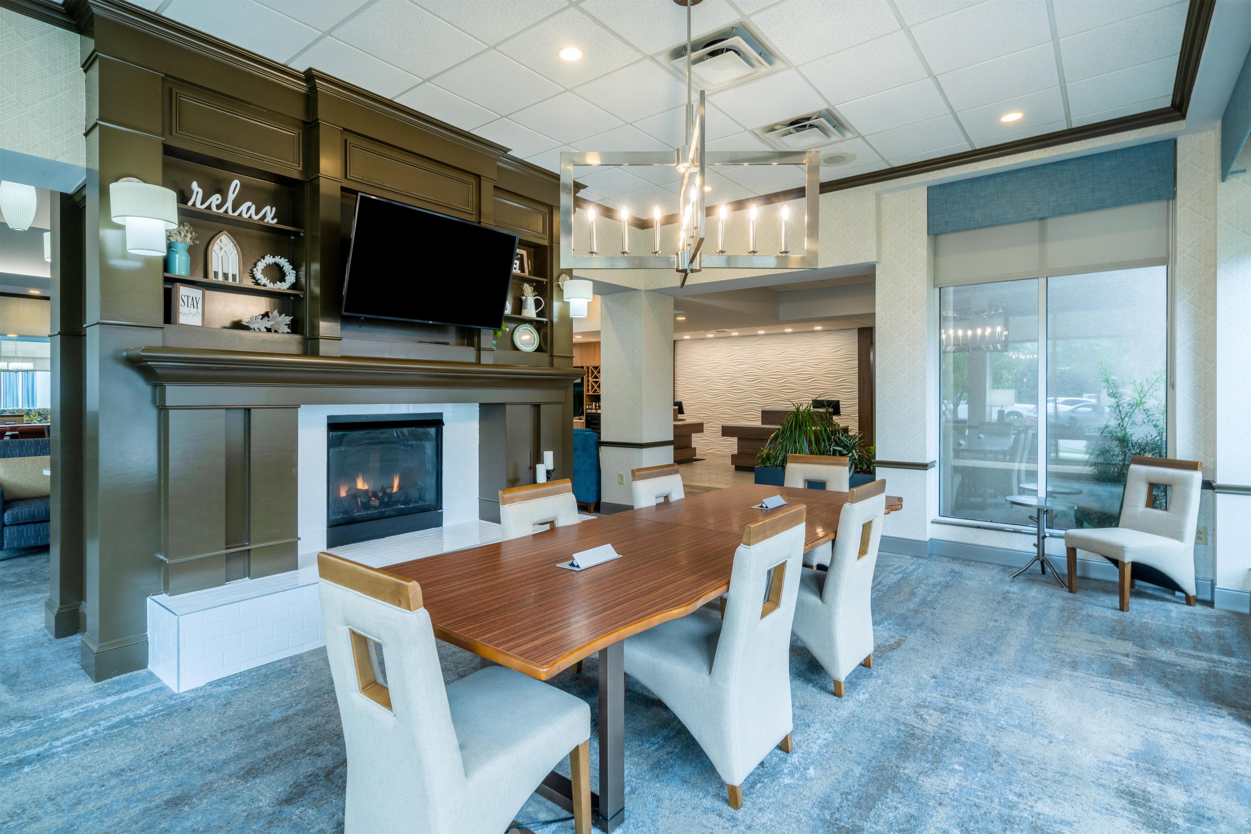 Lobby | Hilton Garden Inn Augusta