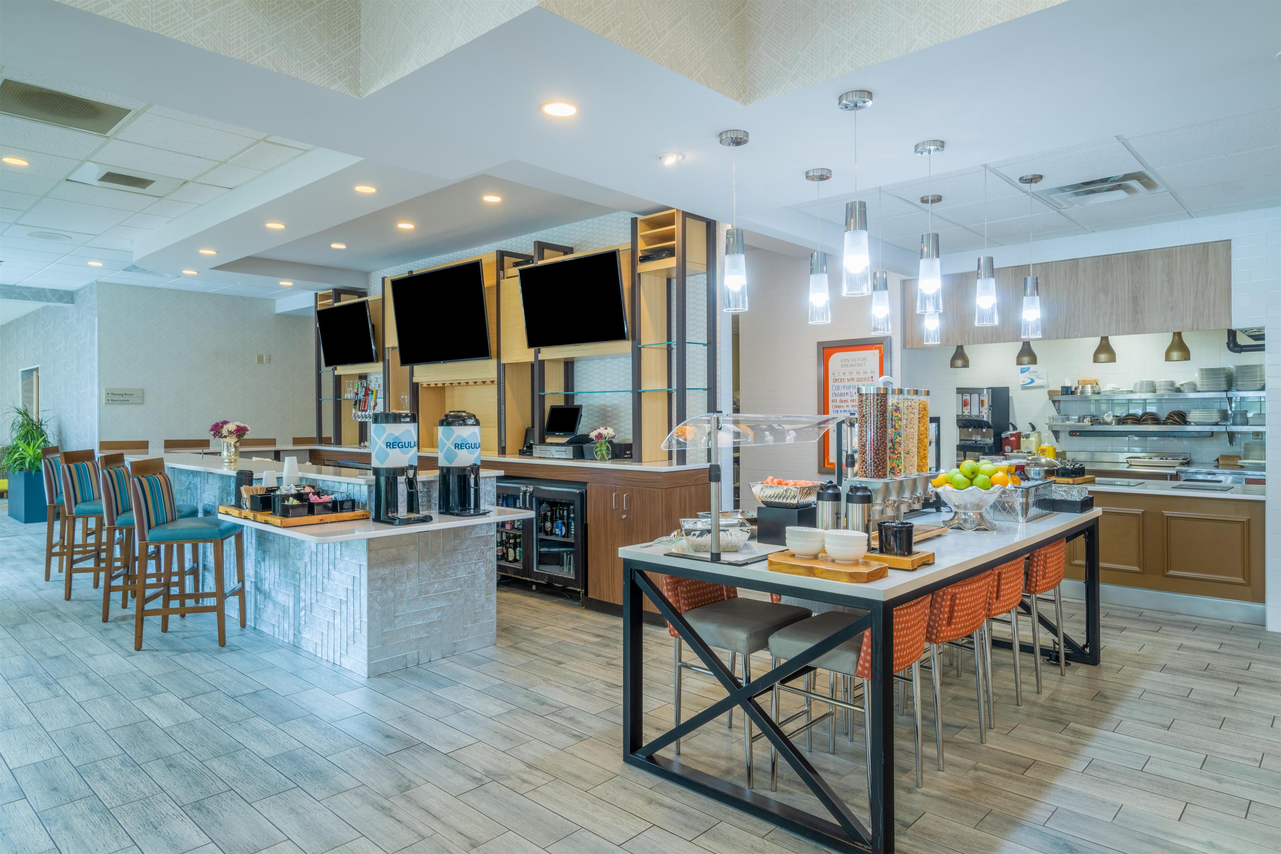 Breakfast Area | Hilton Garden Inn Augusta