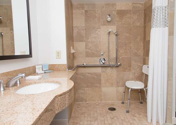  - Hampton Inn & Suites Downtown Albany - I-787, Exit 4