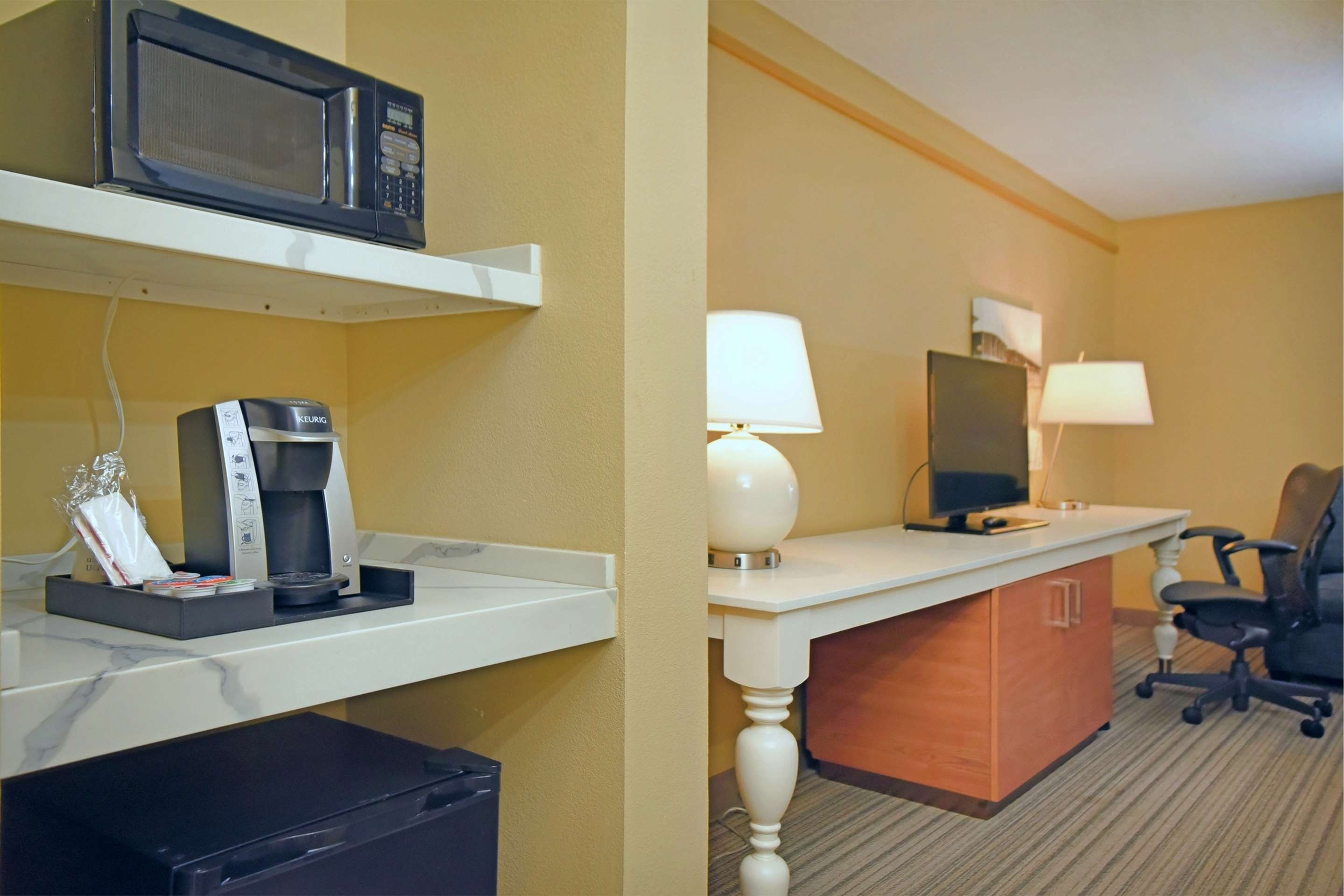 Guest room