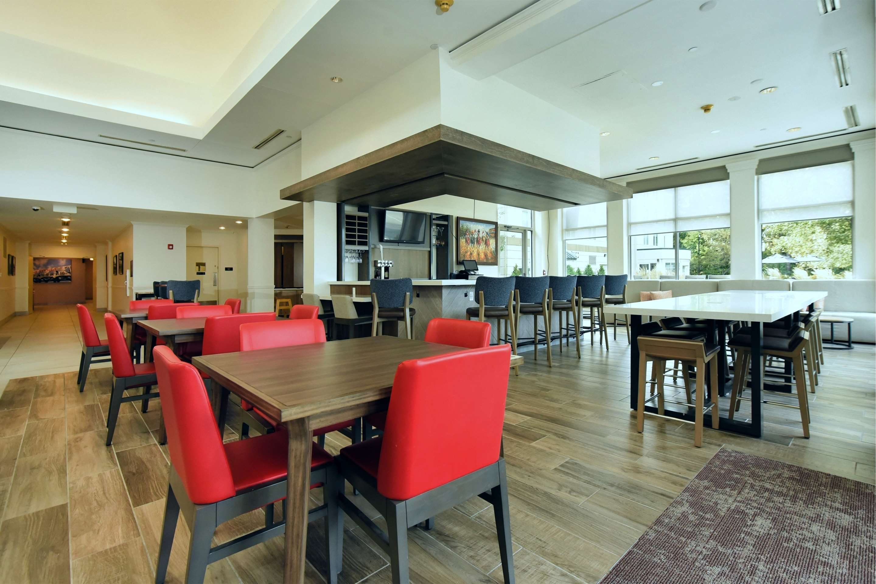 BarLounge | Hilton Garden Inn Saratoga Springs