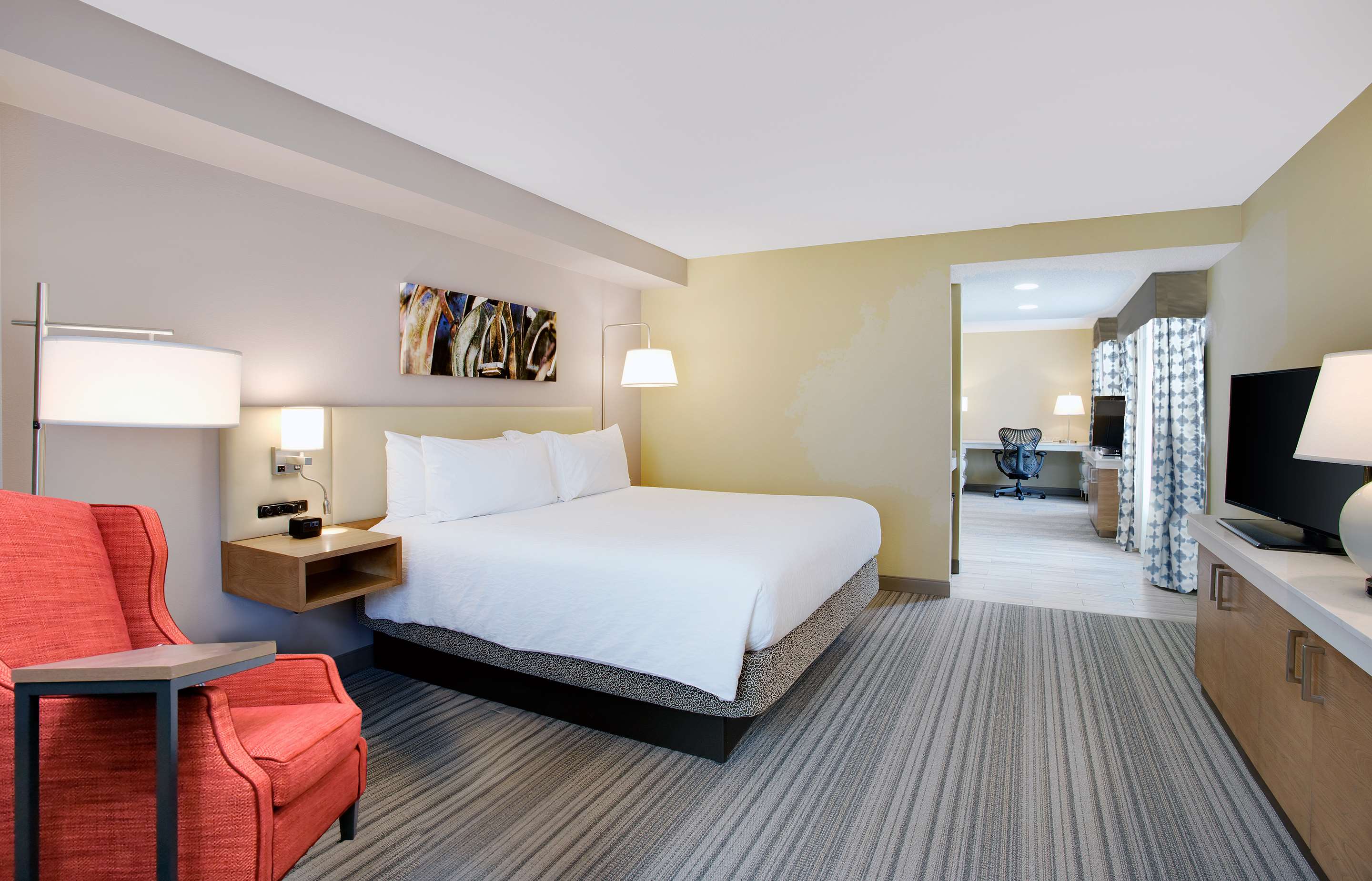Guest room