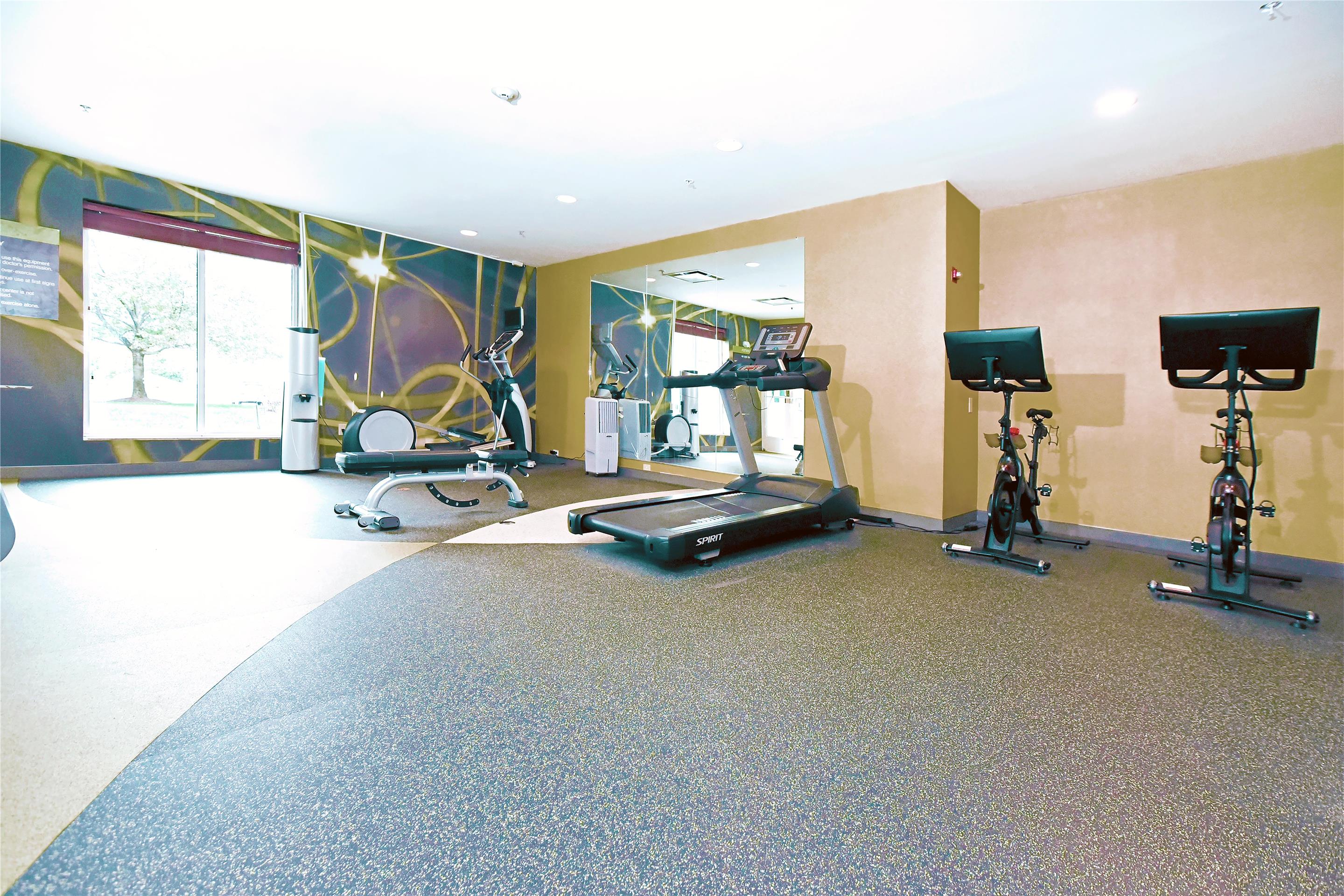 Health club fitness center gym | Hilton Garden Inn Saratoga Springs
