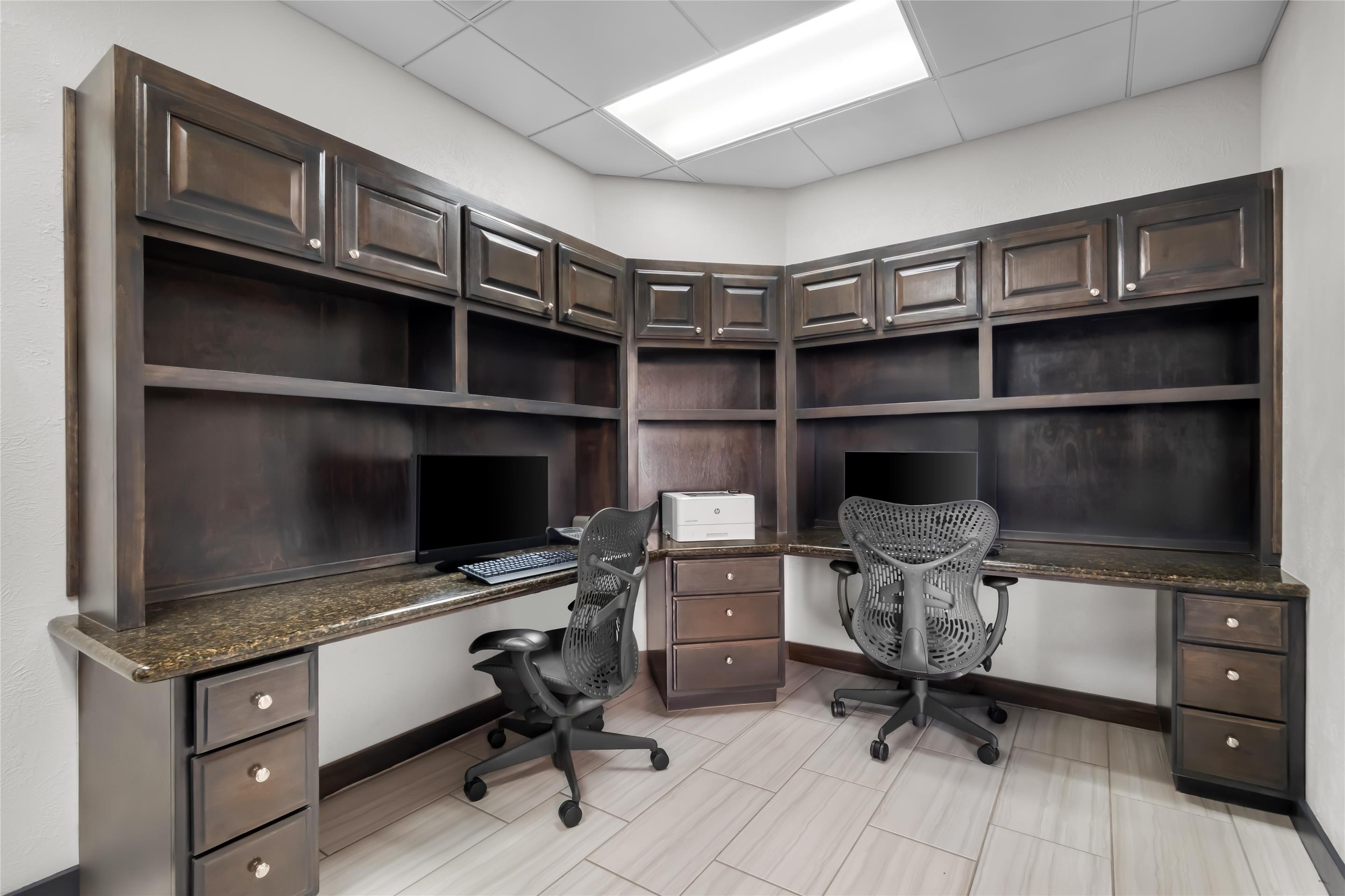 Business Center | Hilton Garden Inn Amarillo