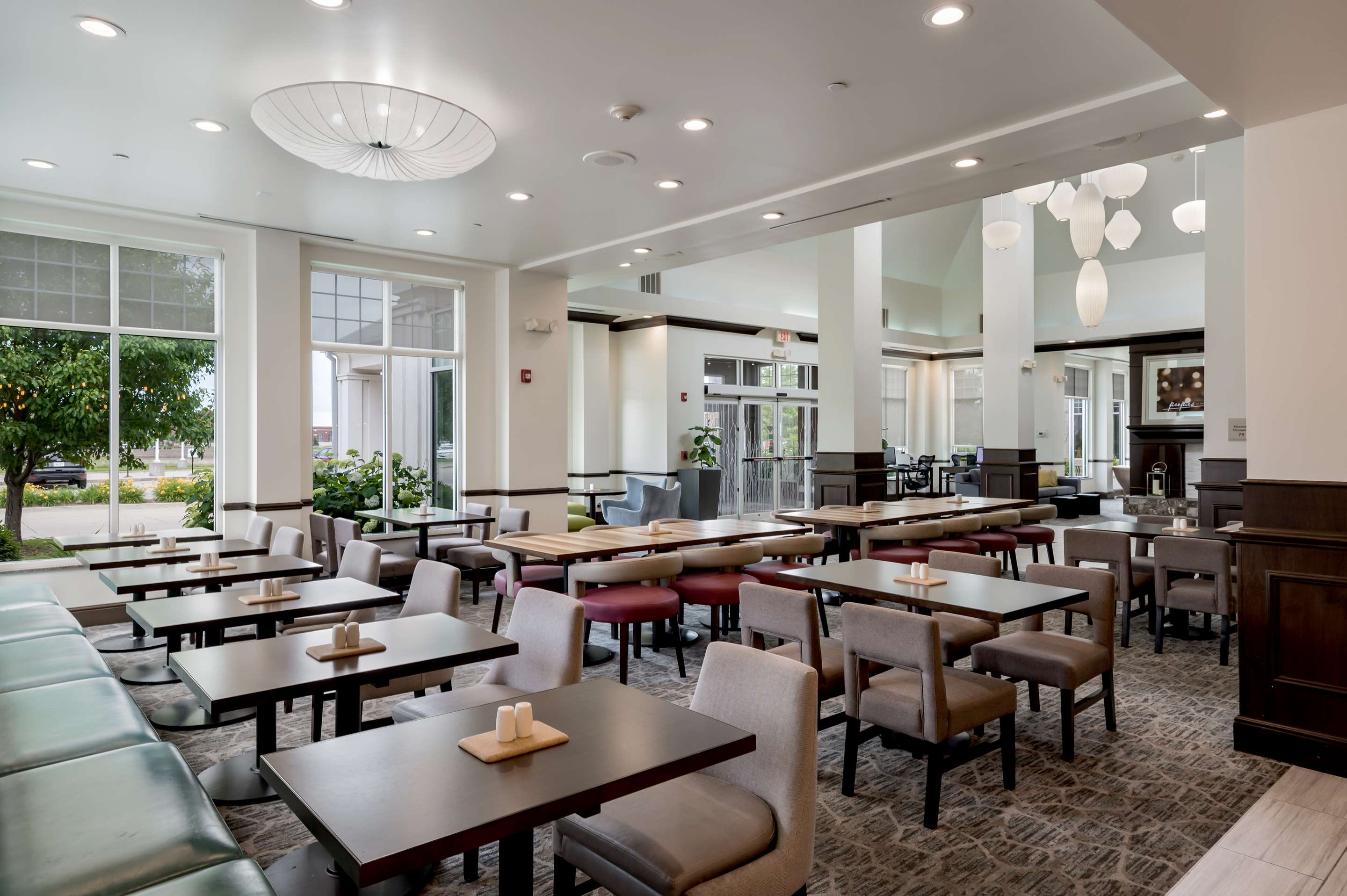 Breakfast Area | Hilton Garden Inn Ames