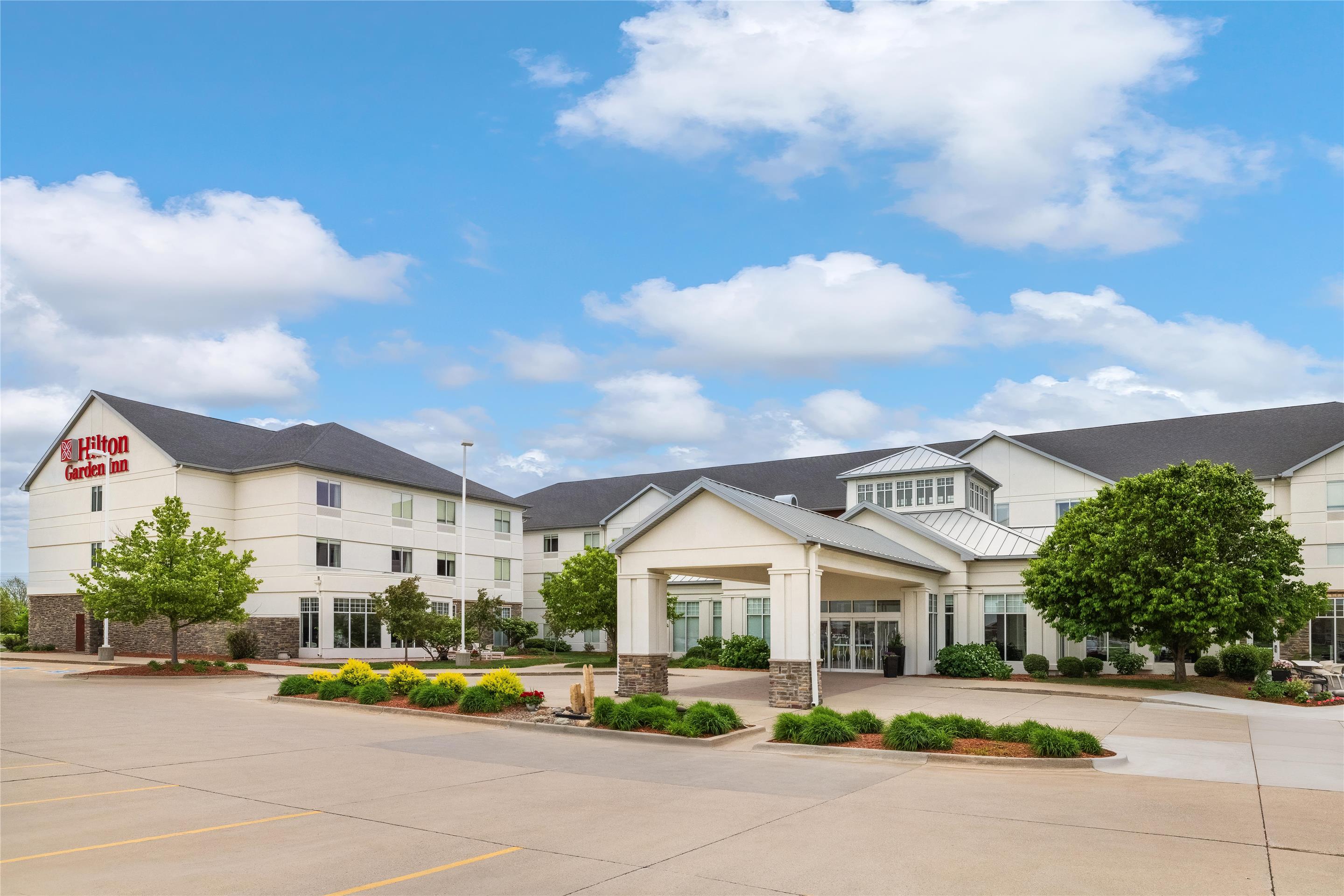 Exterior | Hilton Garden Inn Ames