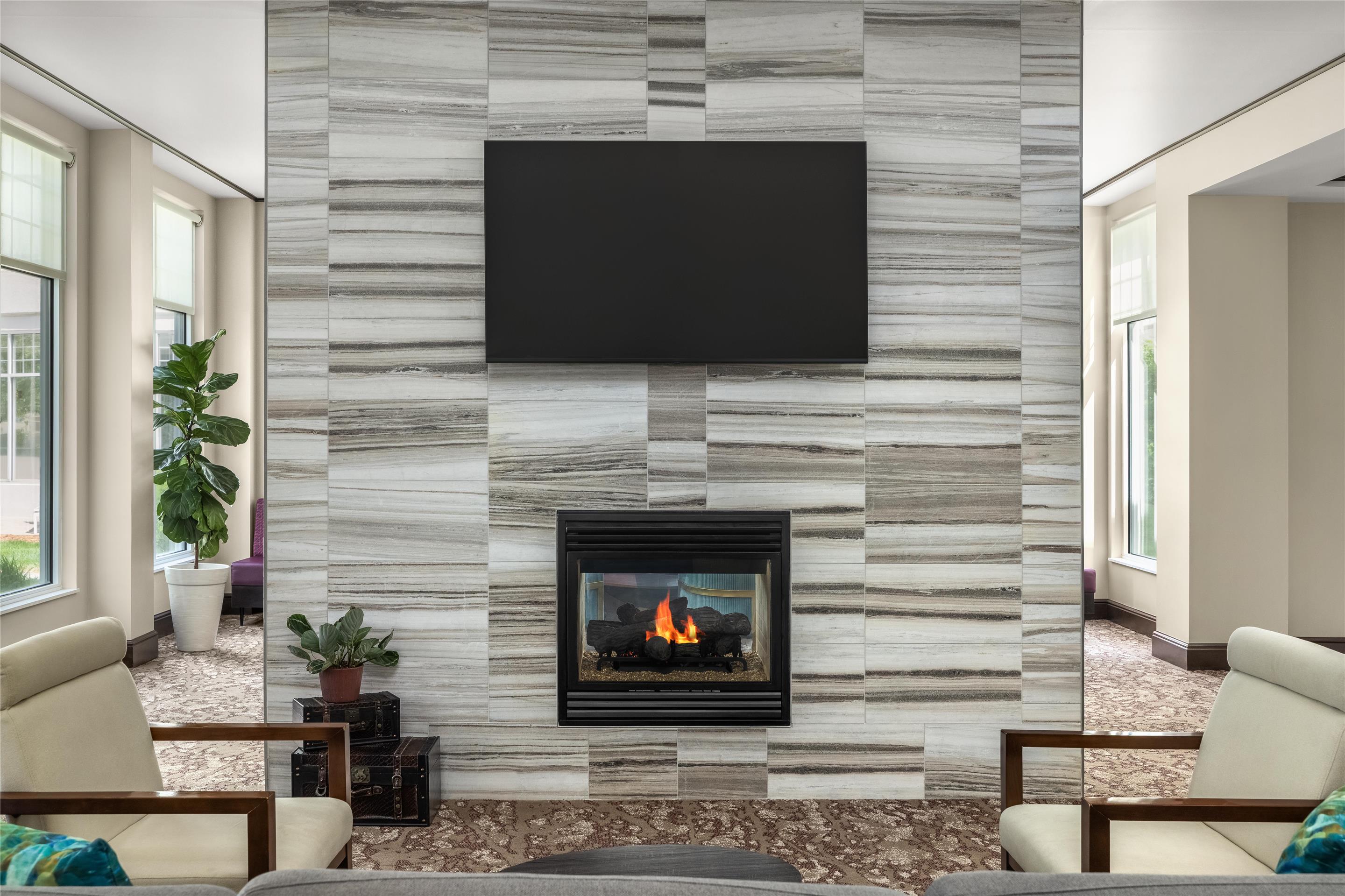 Lobby | Hilton Garden Inn Ames