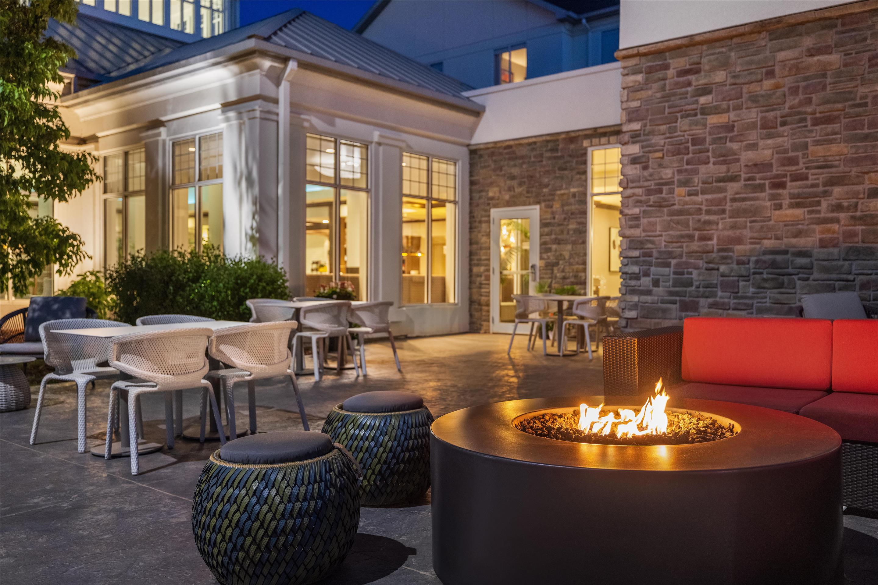 Exterior | Hilton Garden Inn Ames