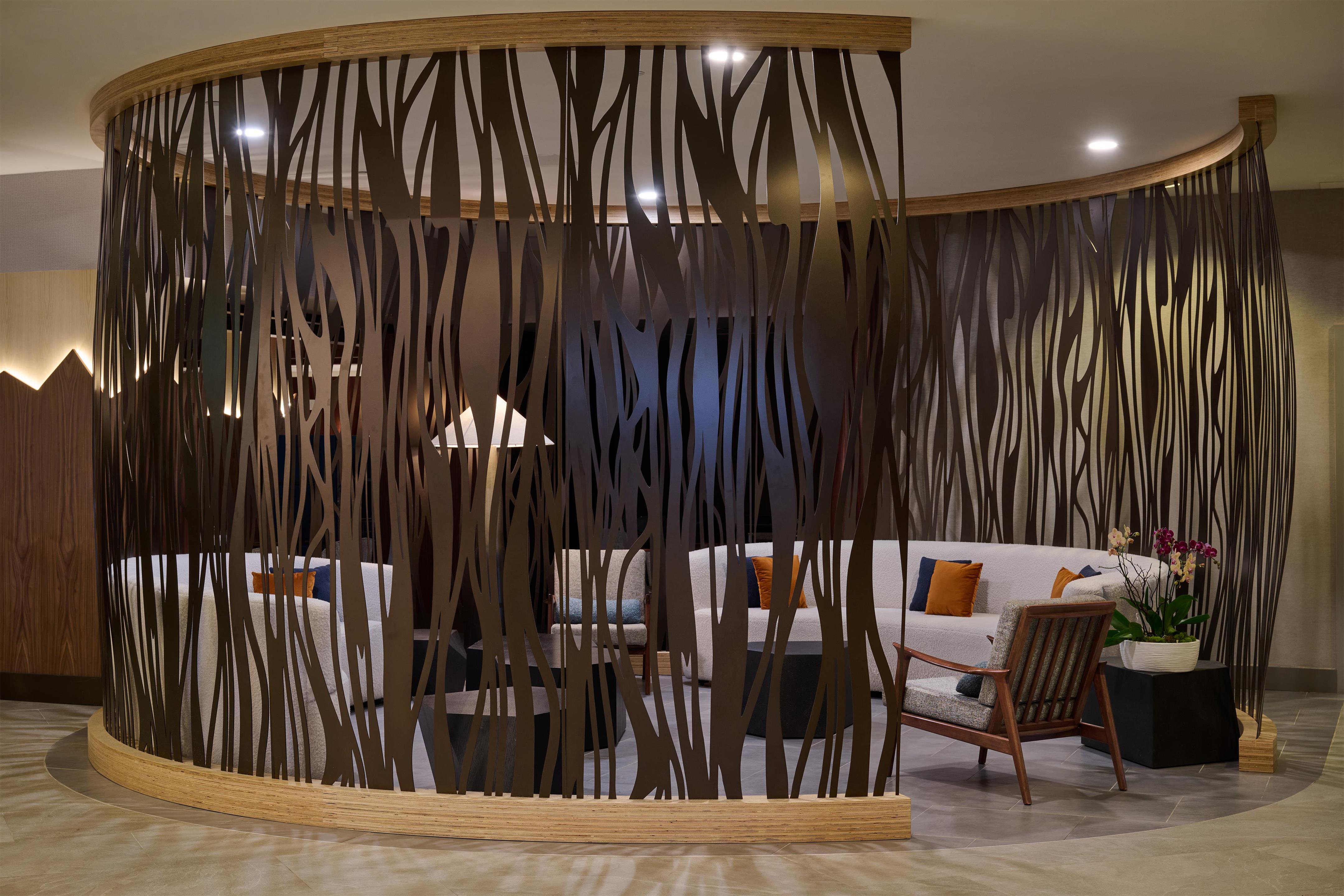 Lobby | Hilton Anchorage