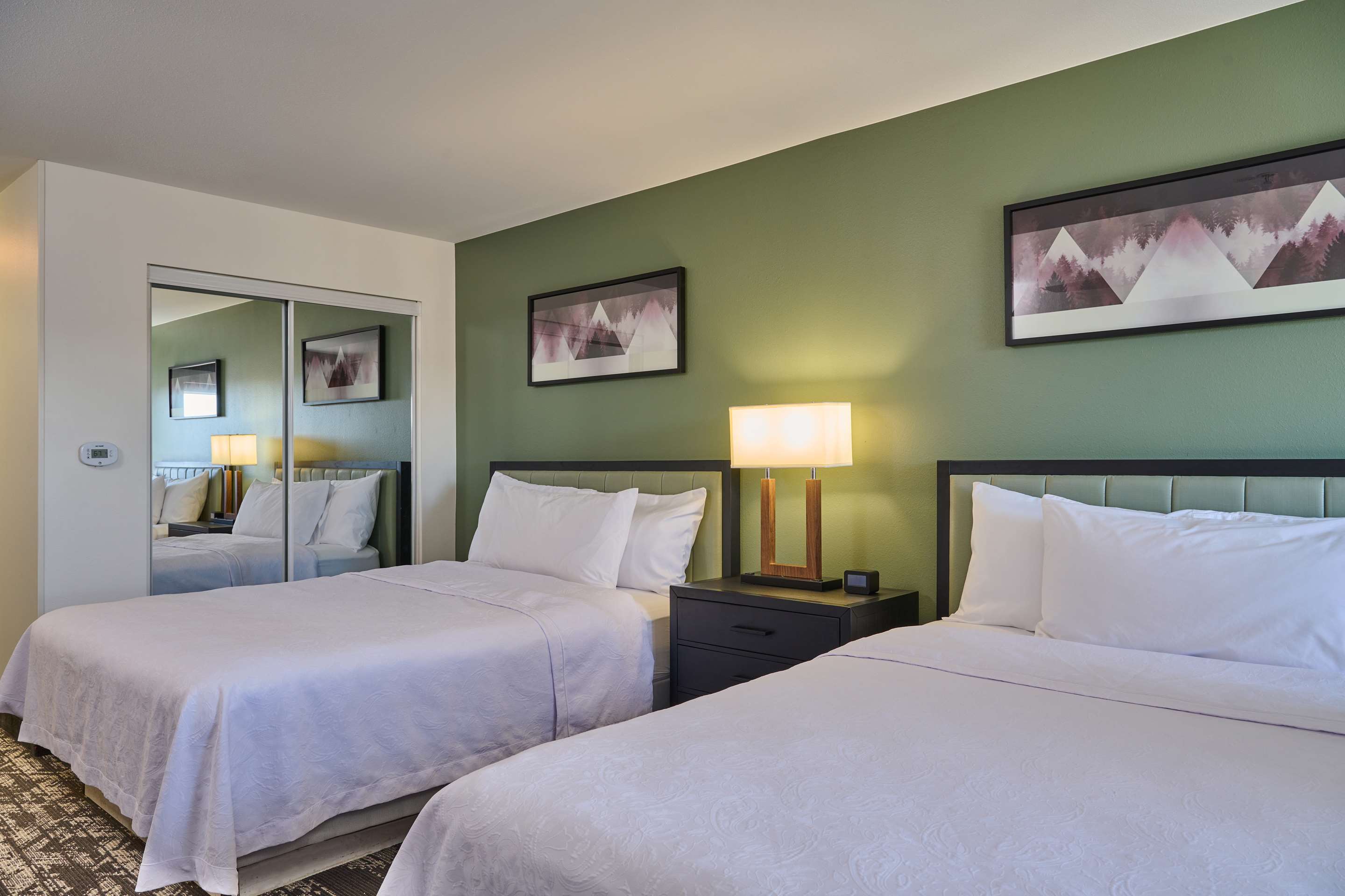 Guest room