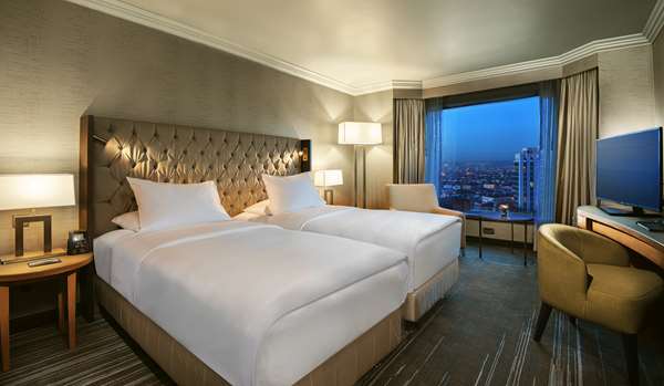 KING FAMILY SUITE