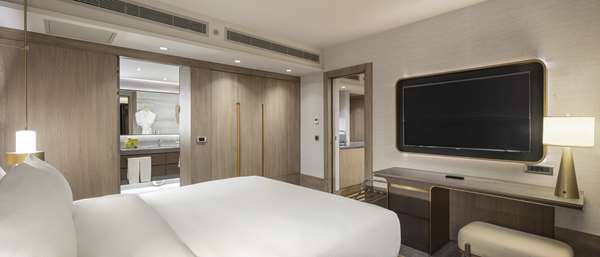 ONE BEDROOM APARTMENT WITH TERRACE