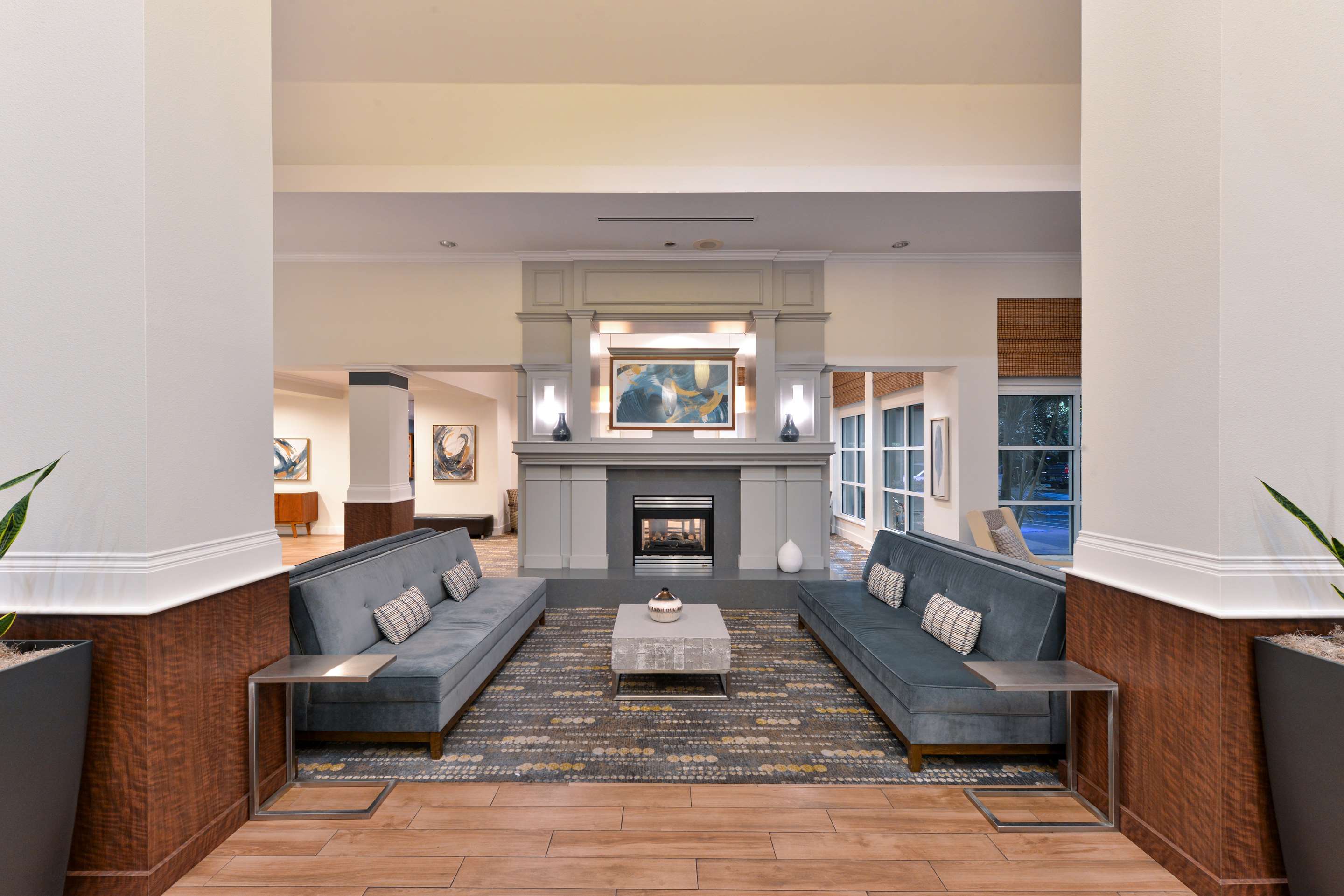 Lobby | Hilton Garden Inn Napa