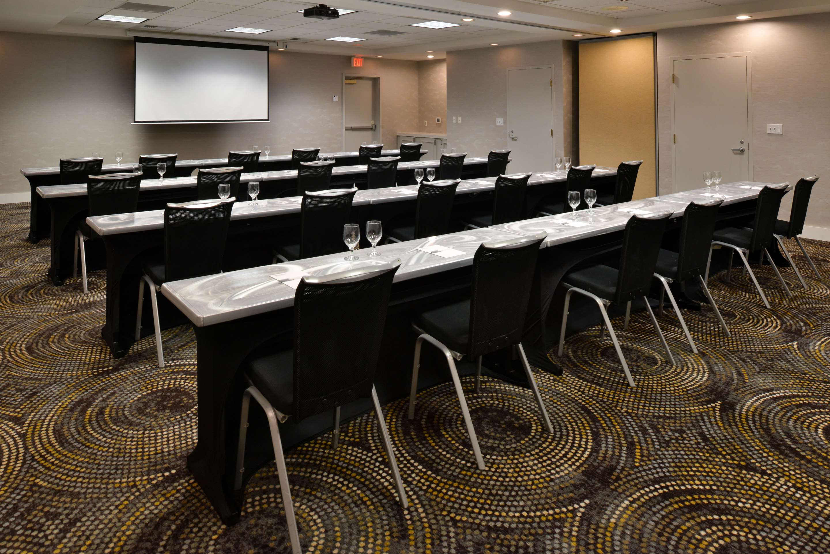 Meeting Room | Hilton Garden Inn Napa