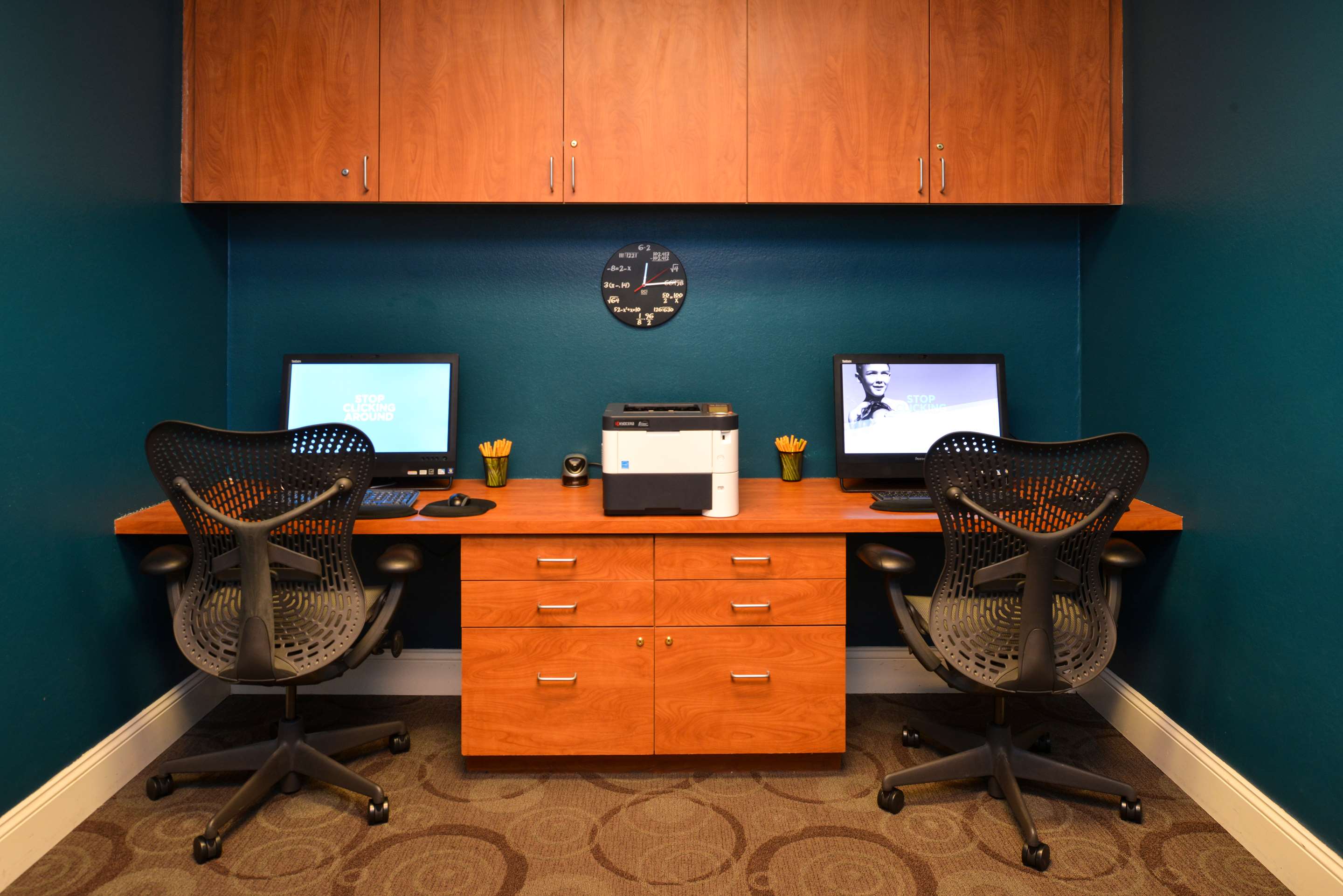 Business Center | Hilton Garden Inn Napa