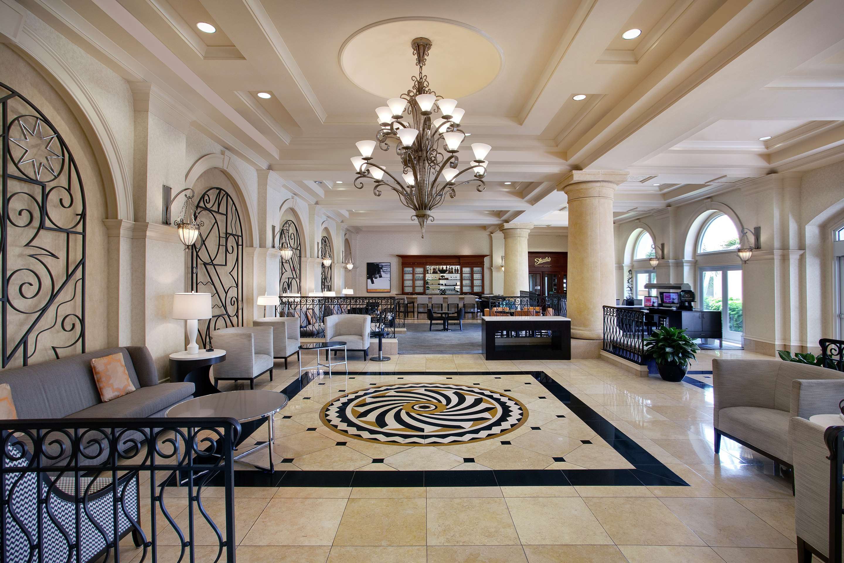 Lobby | Hilton Naples