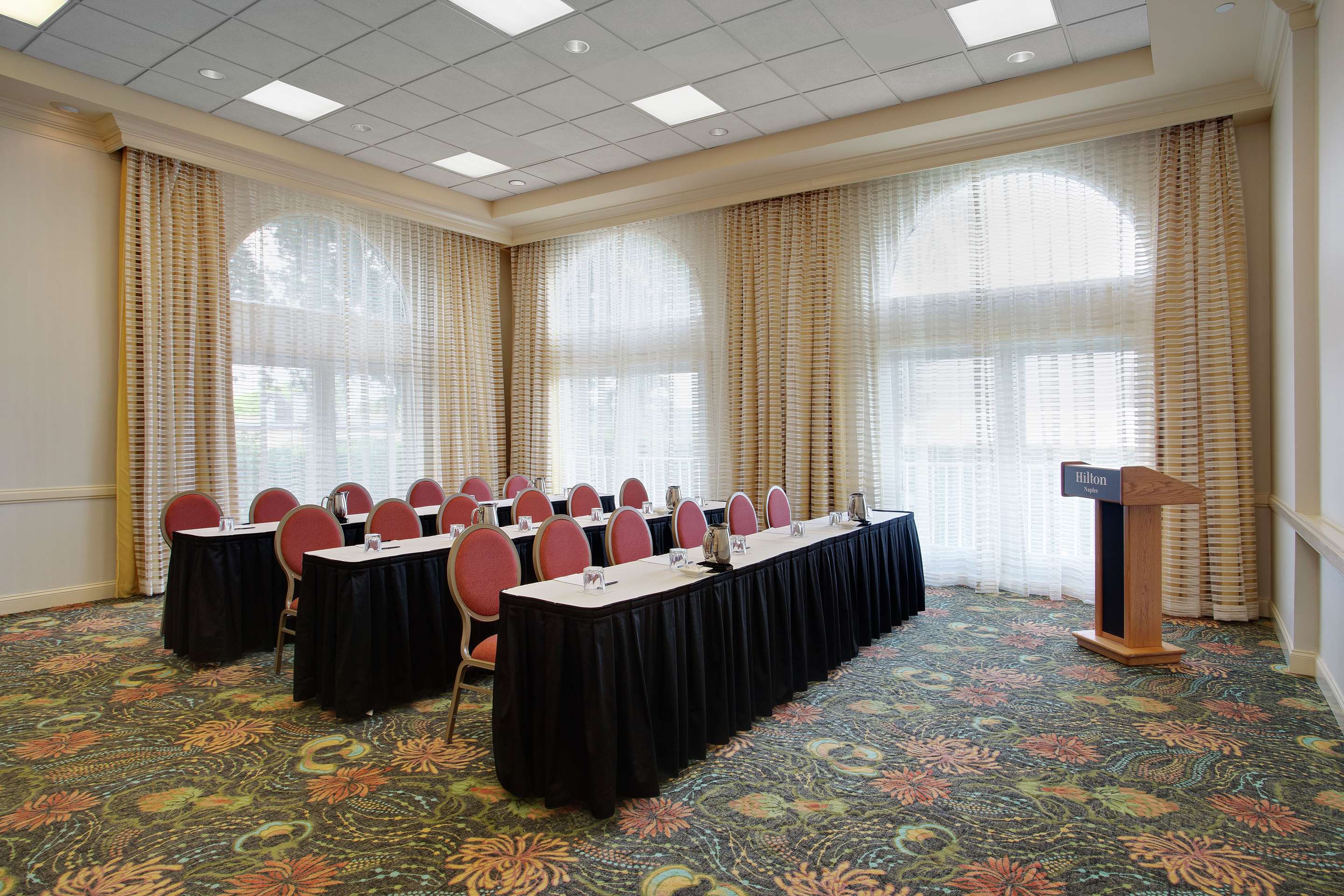 Meeting Room | Hilton Naples