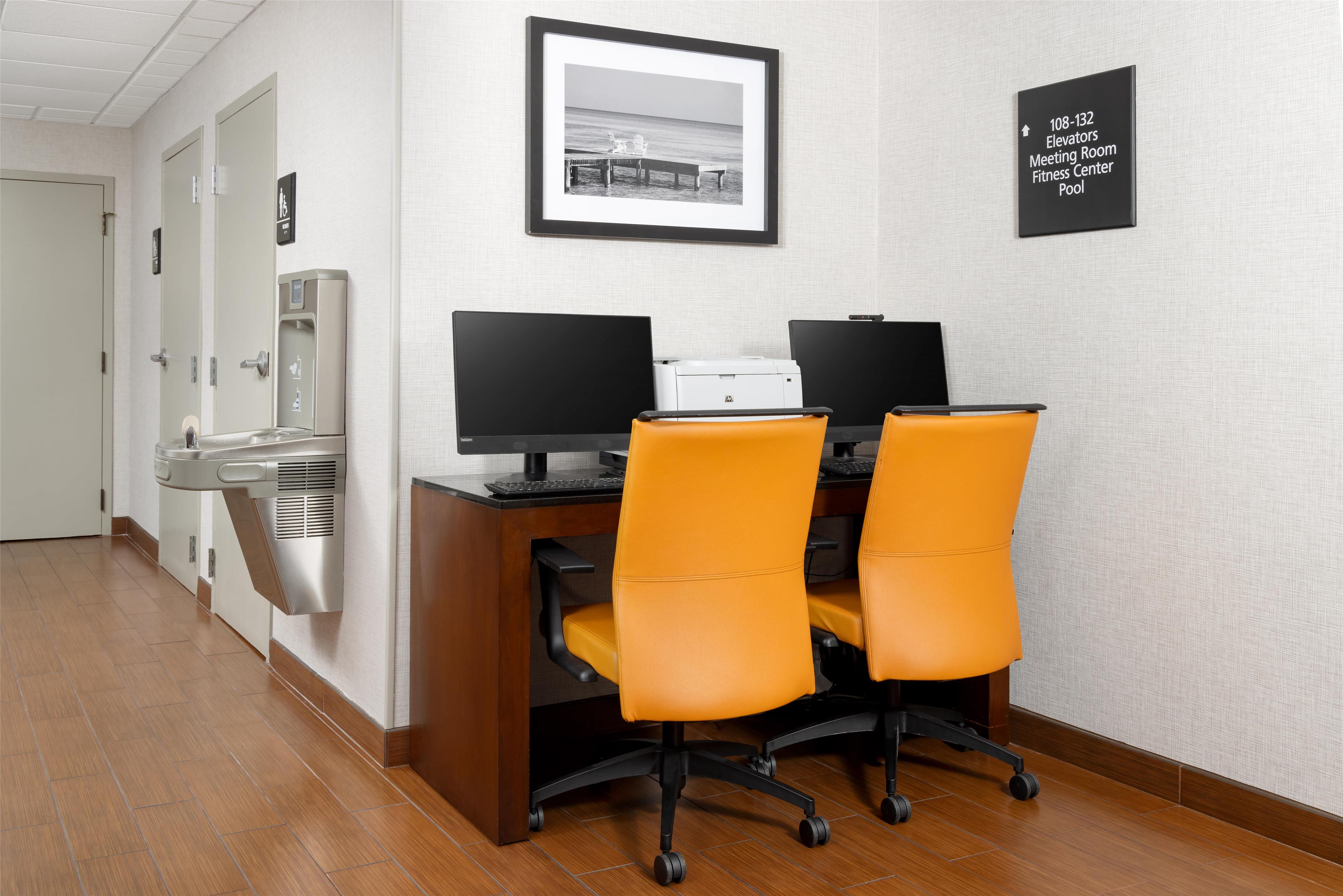 Business Center | Hampton Inn Naples Central