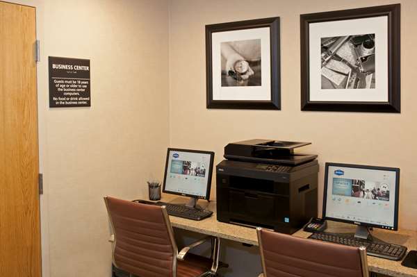 Conference Area - Hampton Inn North Ann Arbor